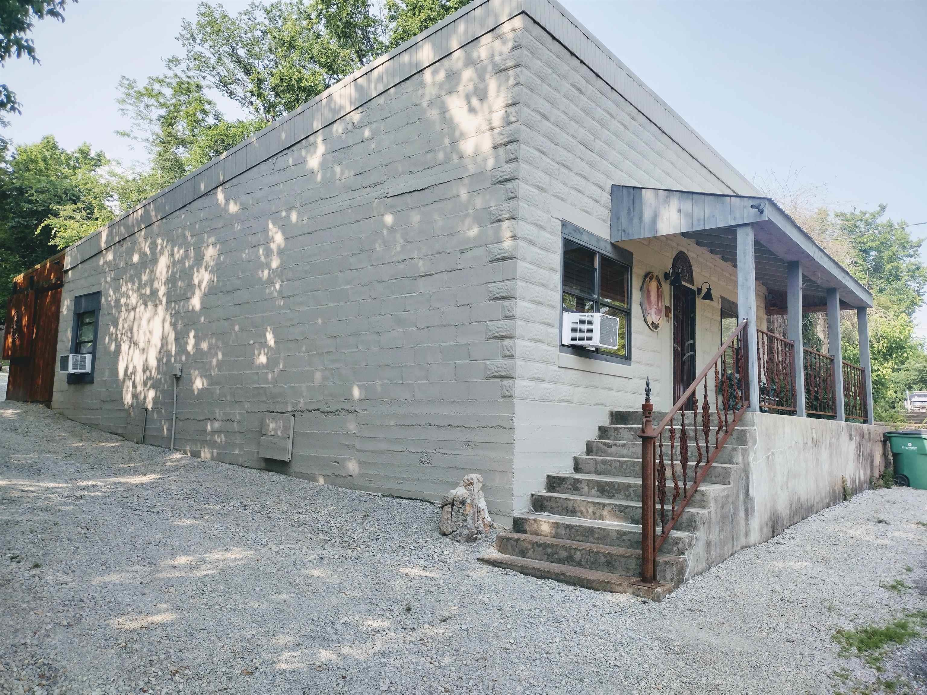 131 Walnut ST  Calico Rock, AR