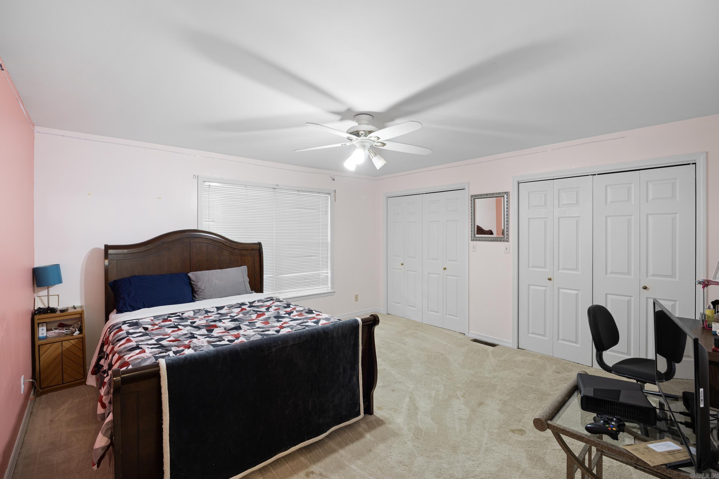 2920 Highland Dr  Russellville, AR