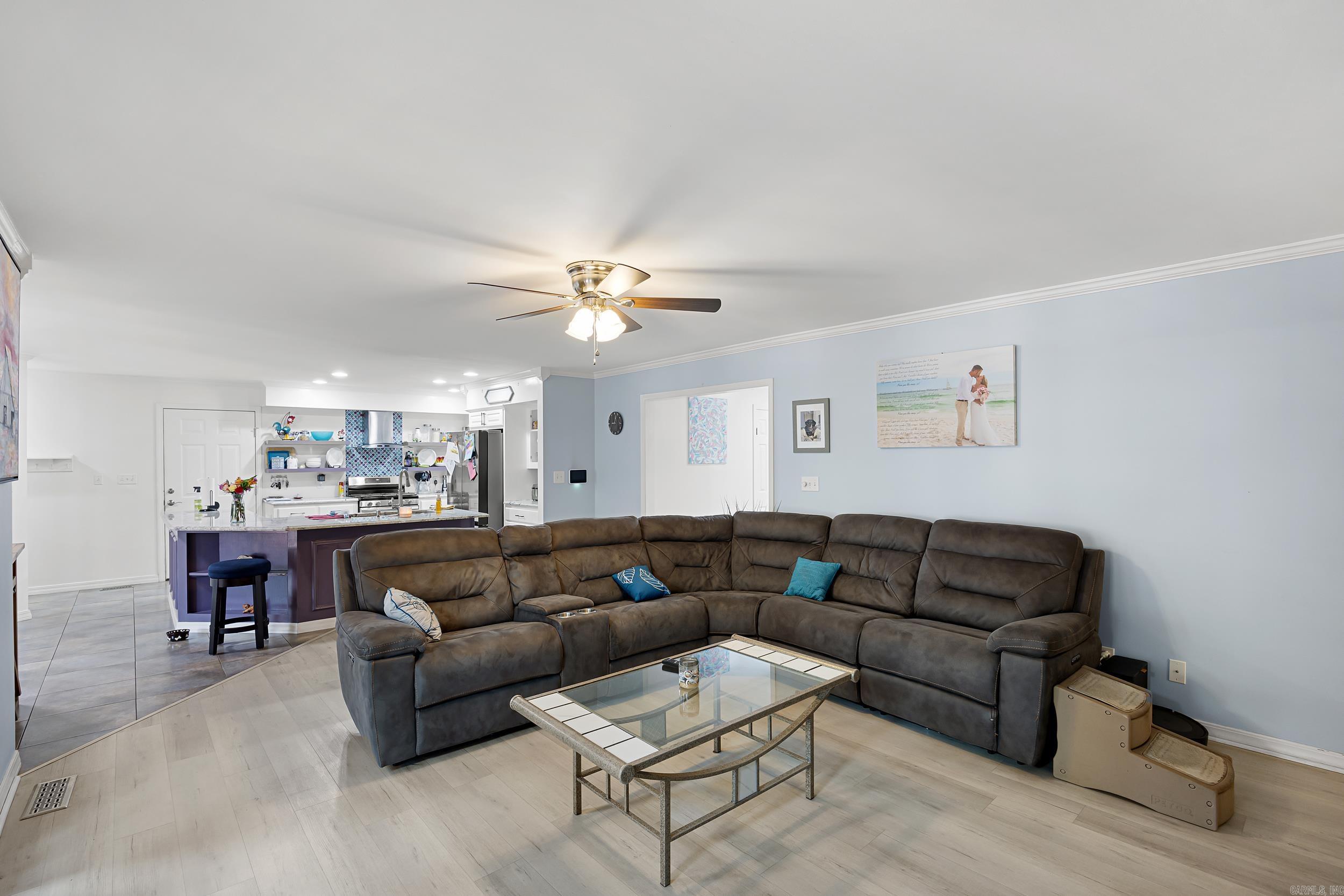 2920 Highland Dr  Russellville, AR