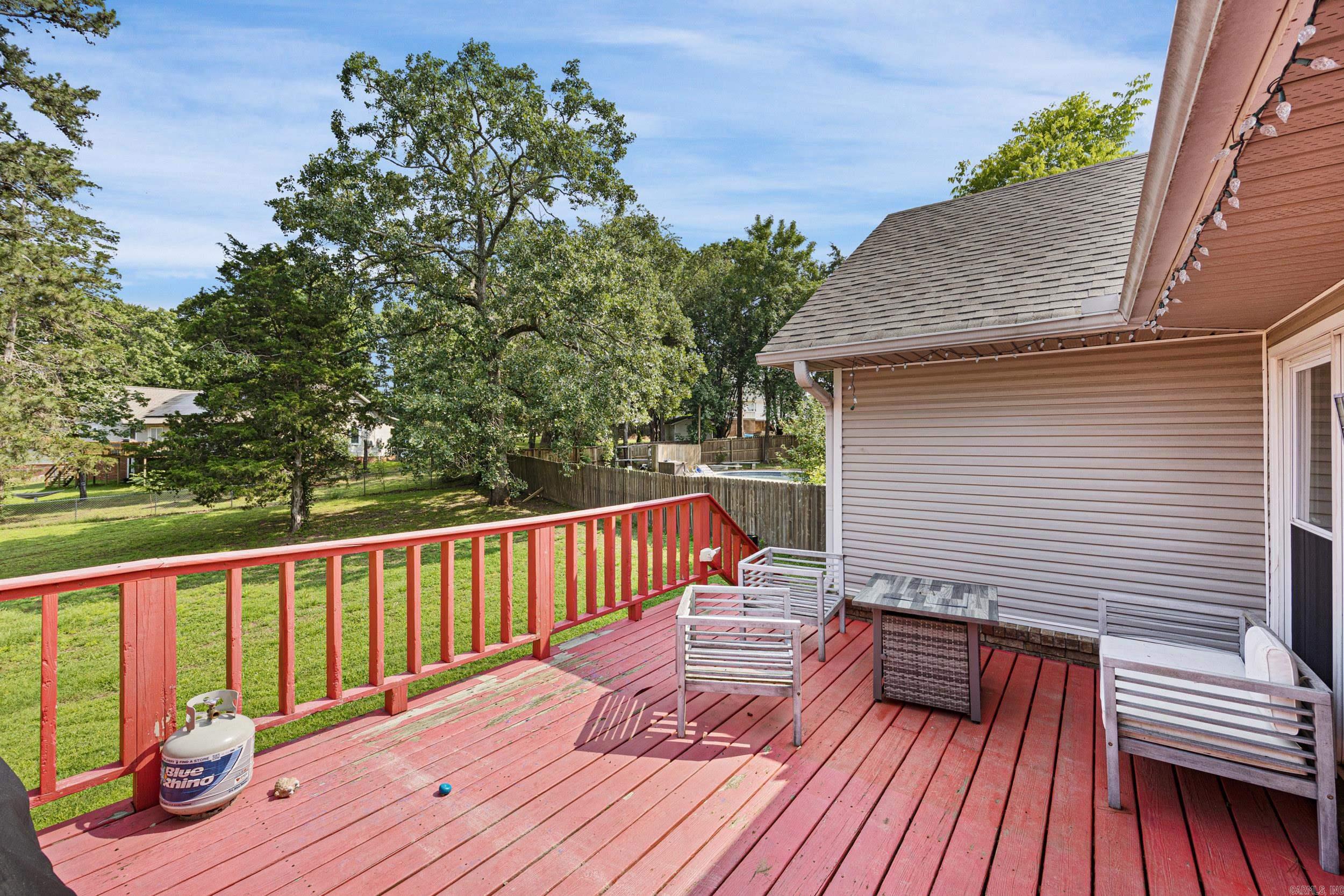 2920 Highland Dr  Russellville, AR