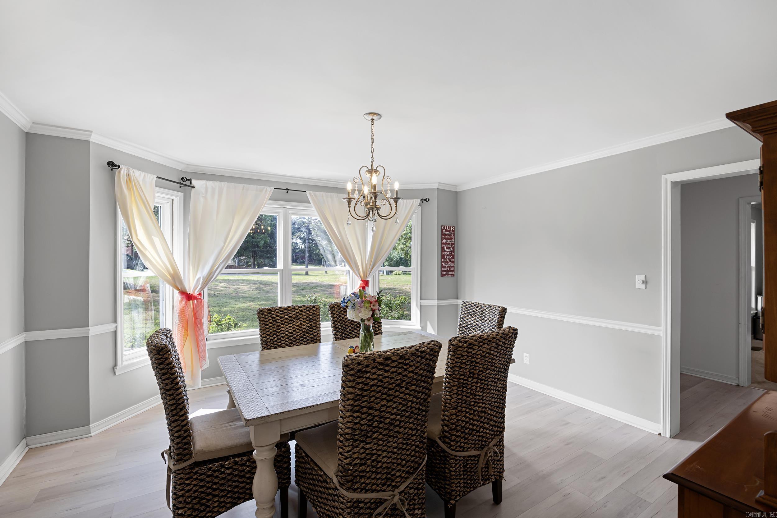 2920 Highland Dr  Russellville, AR