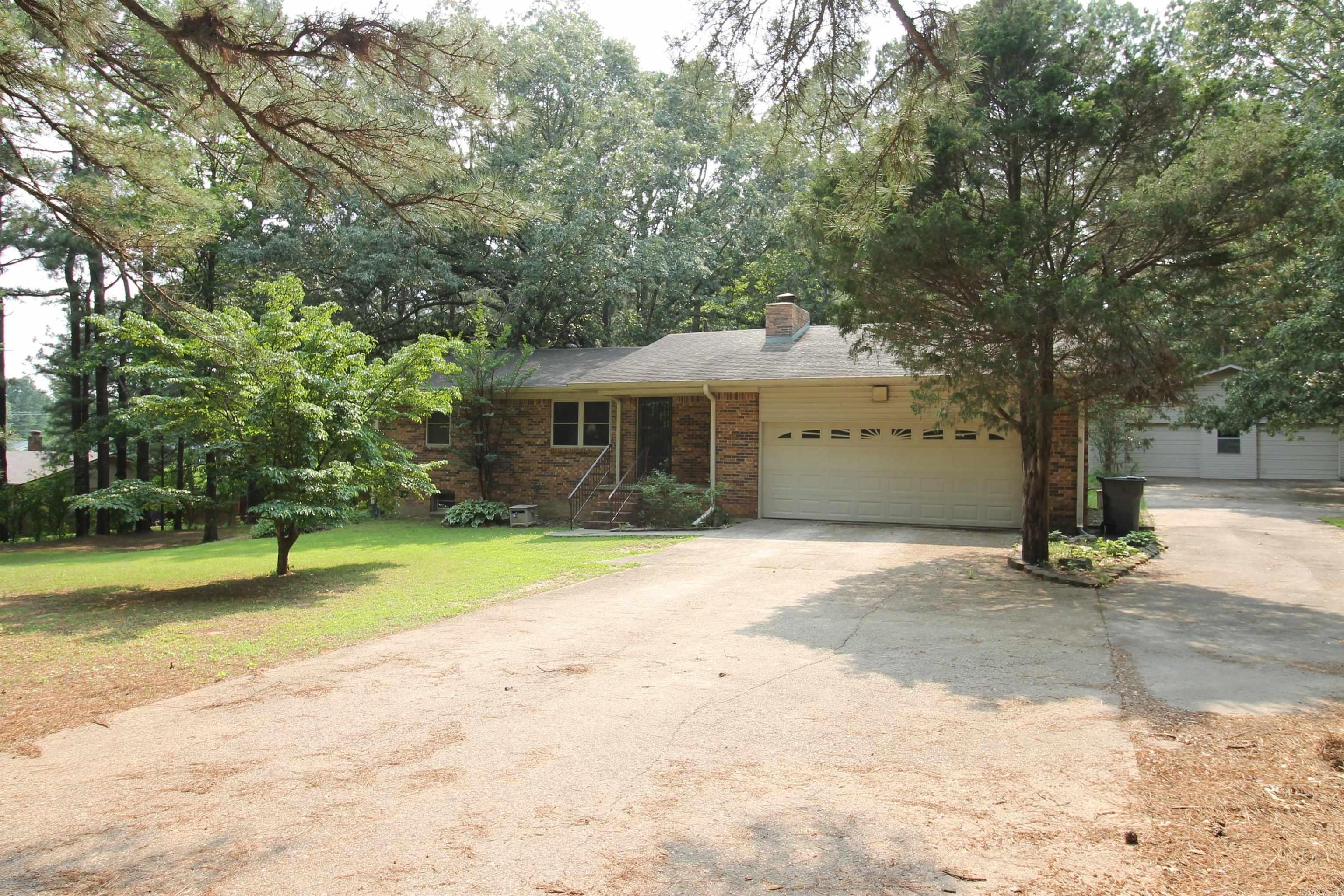 2102 N. 22nd Street  Paragould, AR