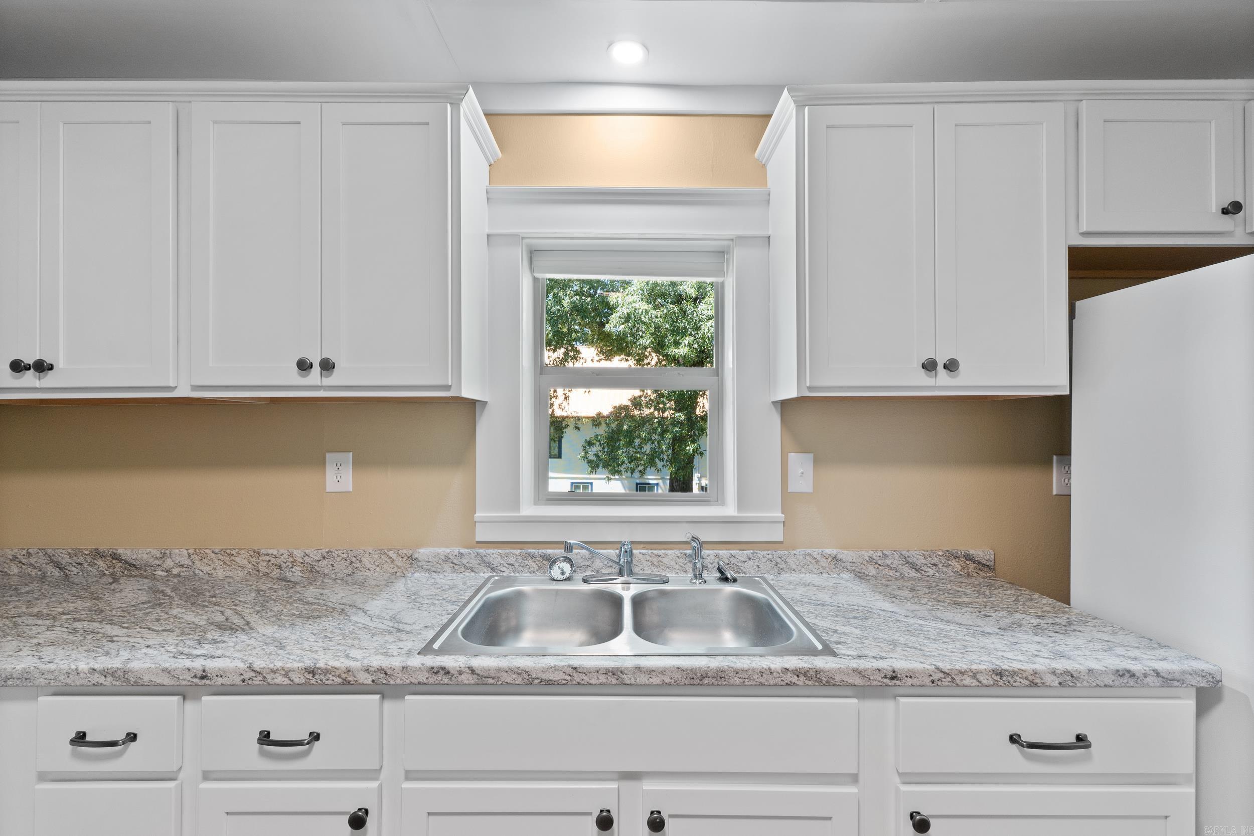 207 Combs Avenue Cotter, AR 72626