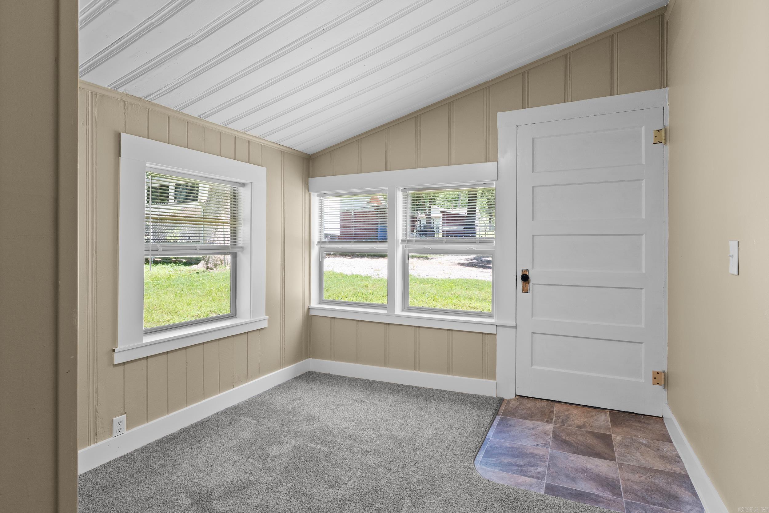 207 Combs Avenue Cotter, AR 72626