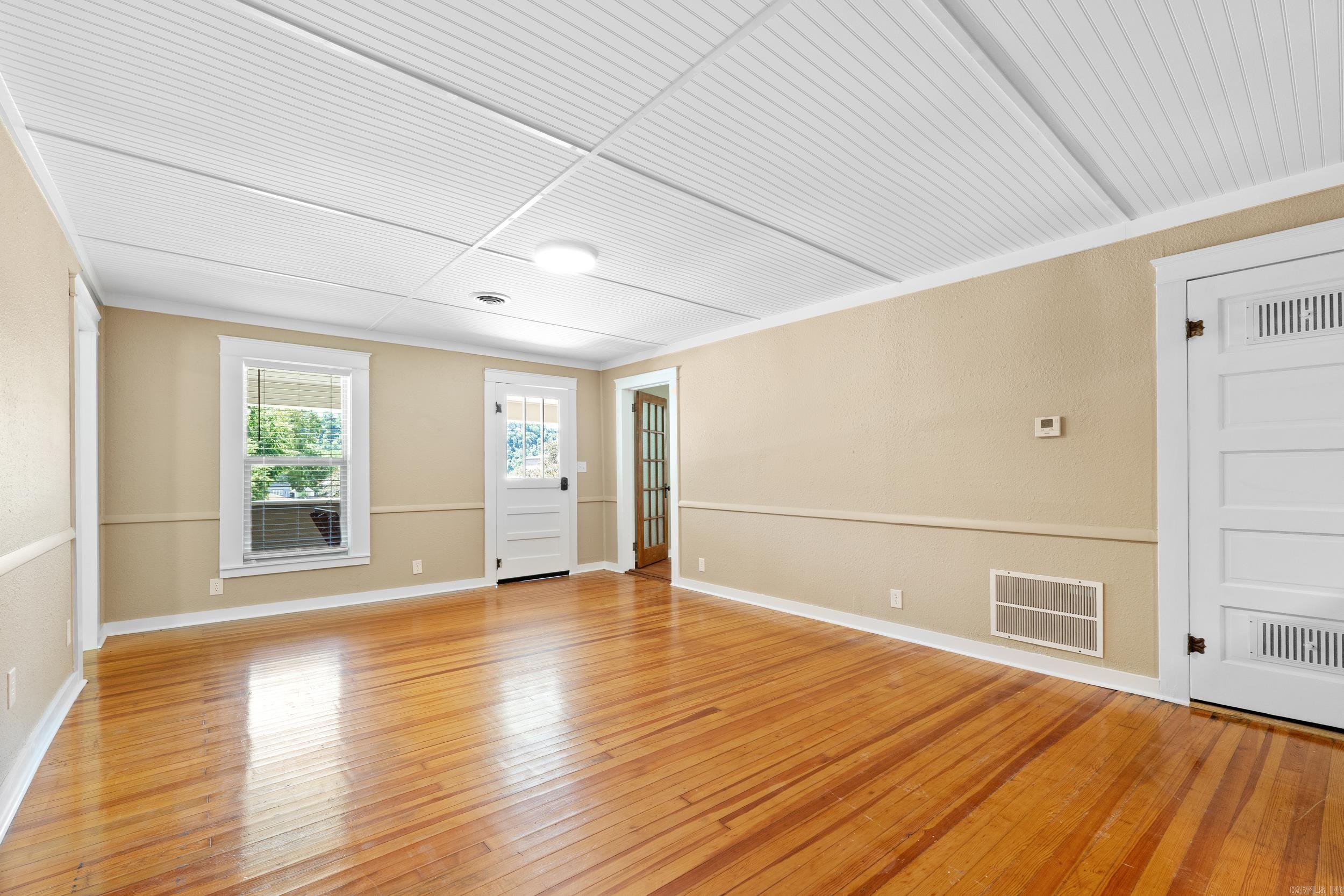 207 Combs Avenue Cotter, AR 72626