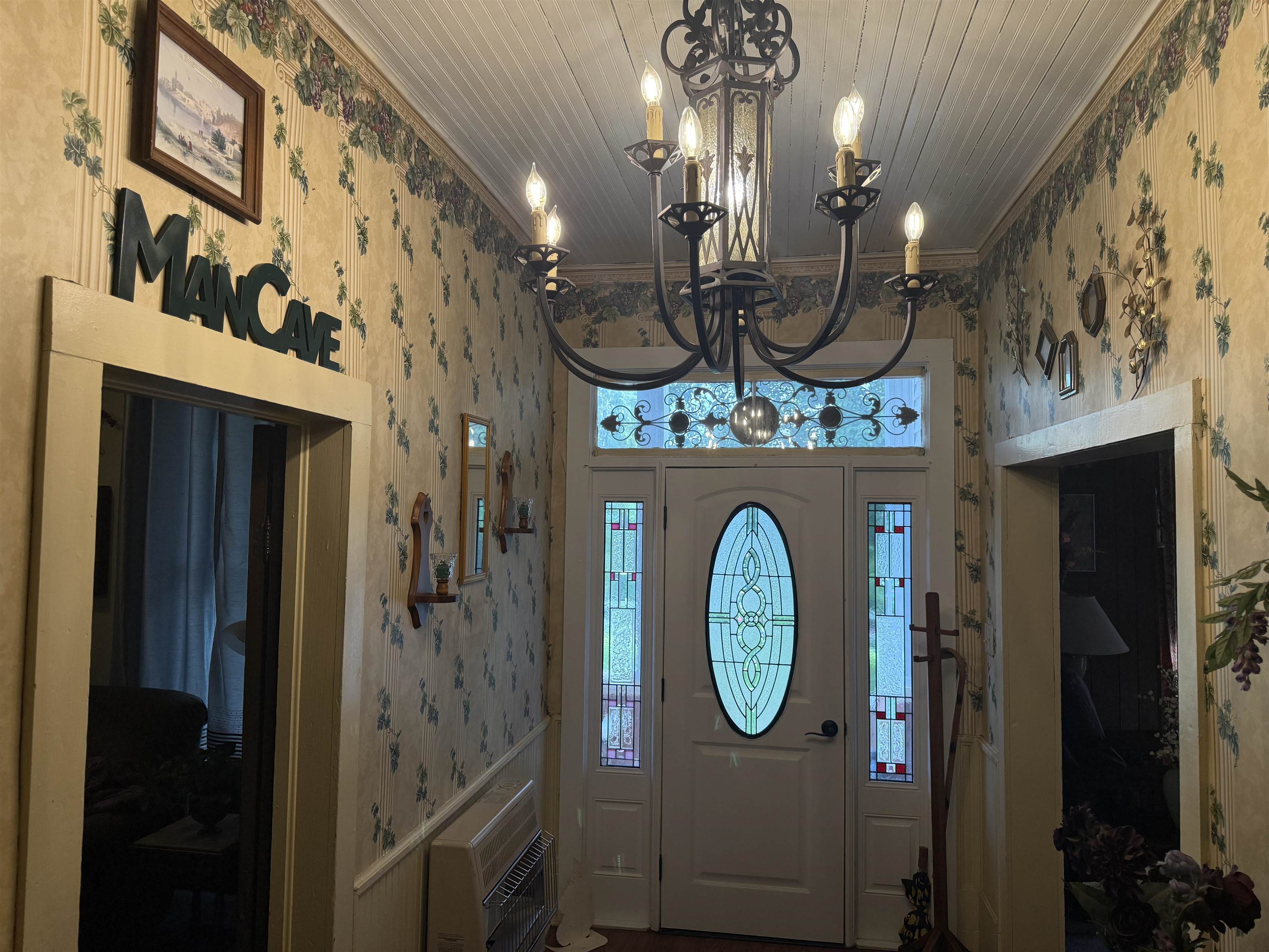 100 E clayton NIGHTLY RENTAL ONLY Hardy, AR