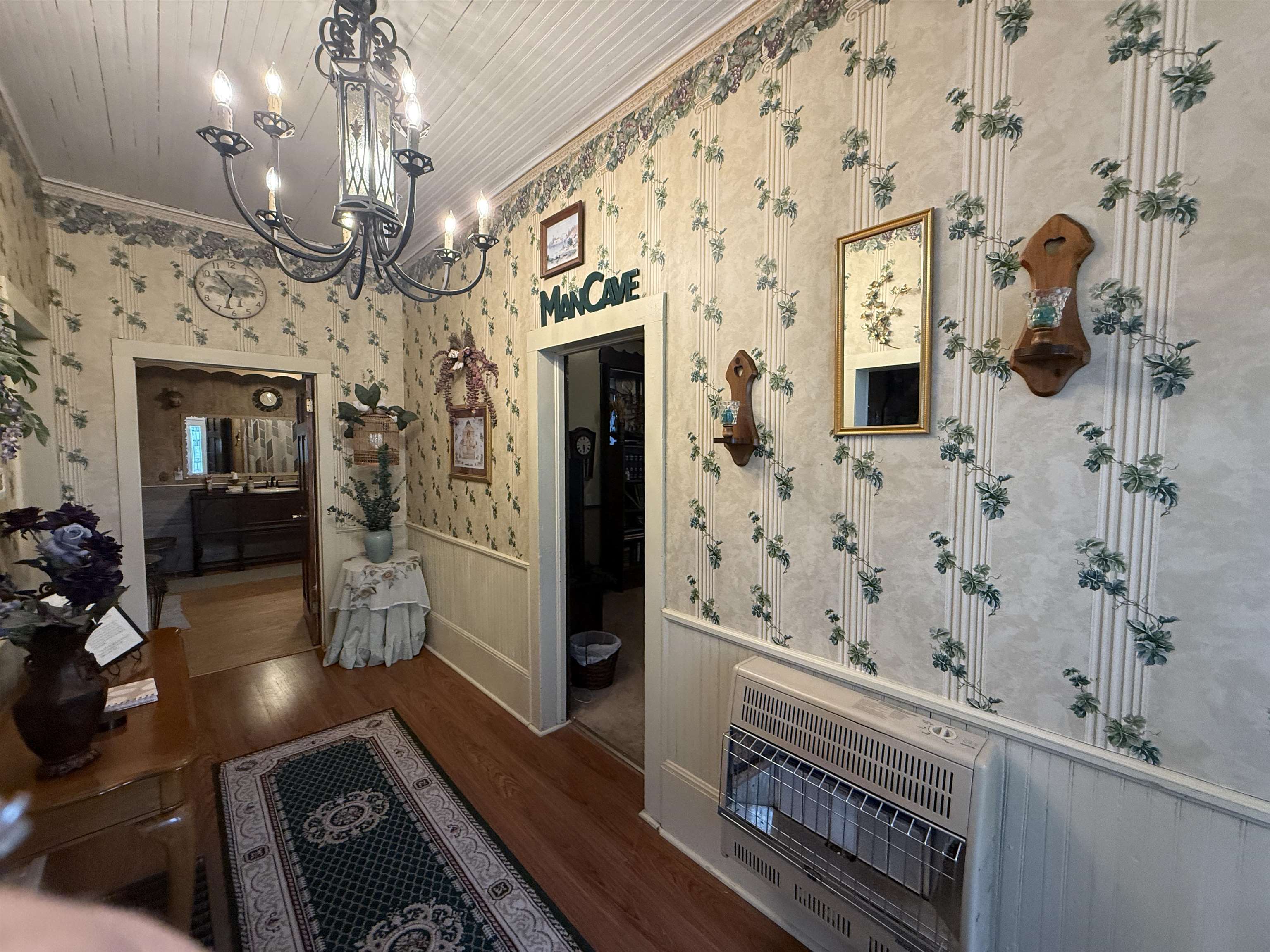 100 E clayton NIGHTLY RENTAL ONLY Hardy, AR