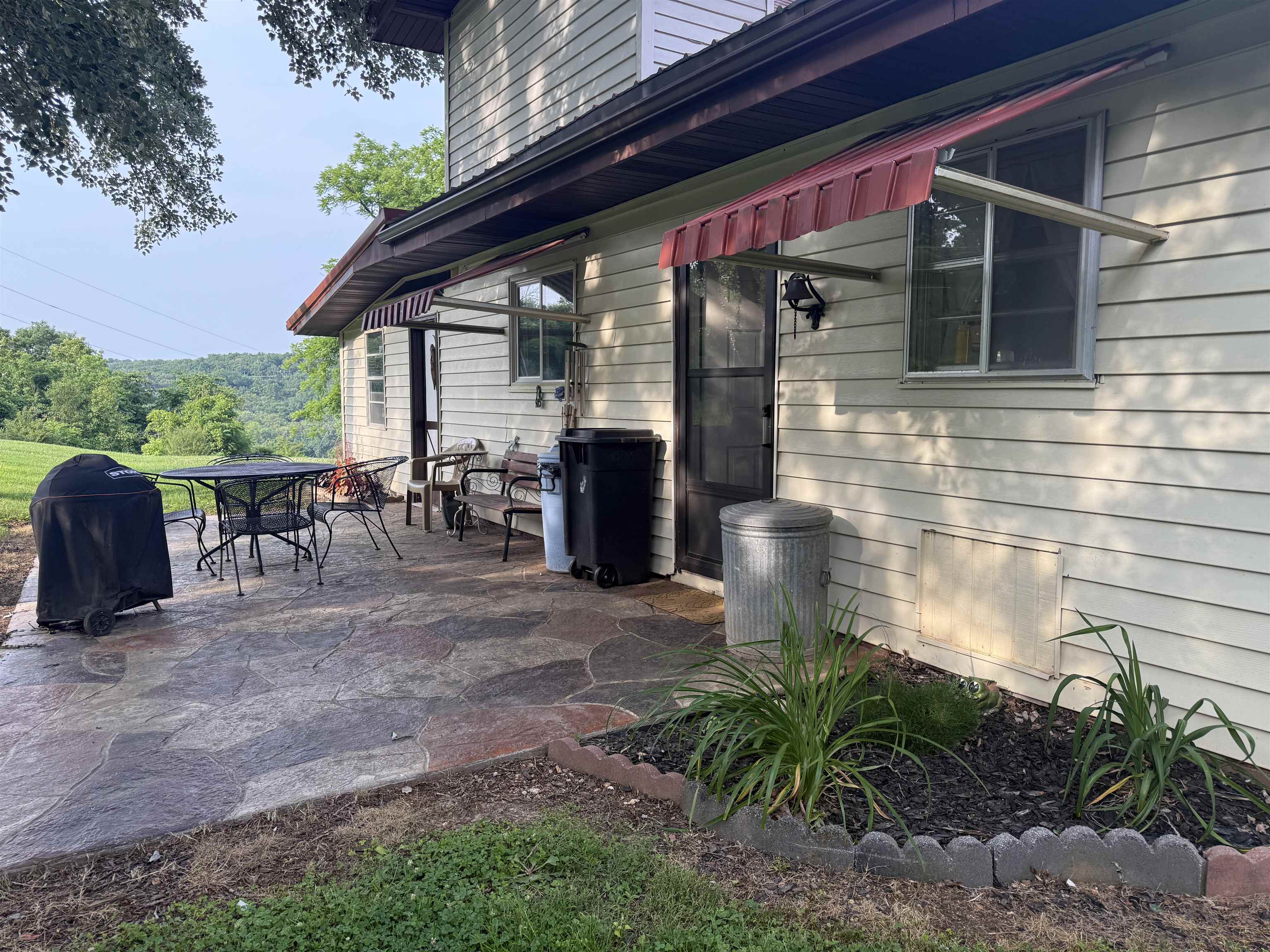 100 E clayton NIGHTLY RENTAL ONLY Hardy, AR