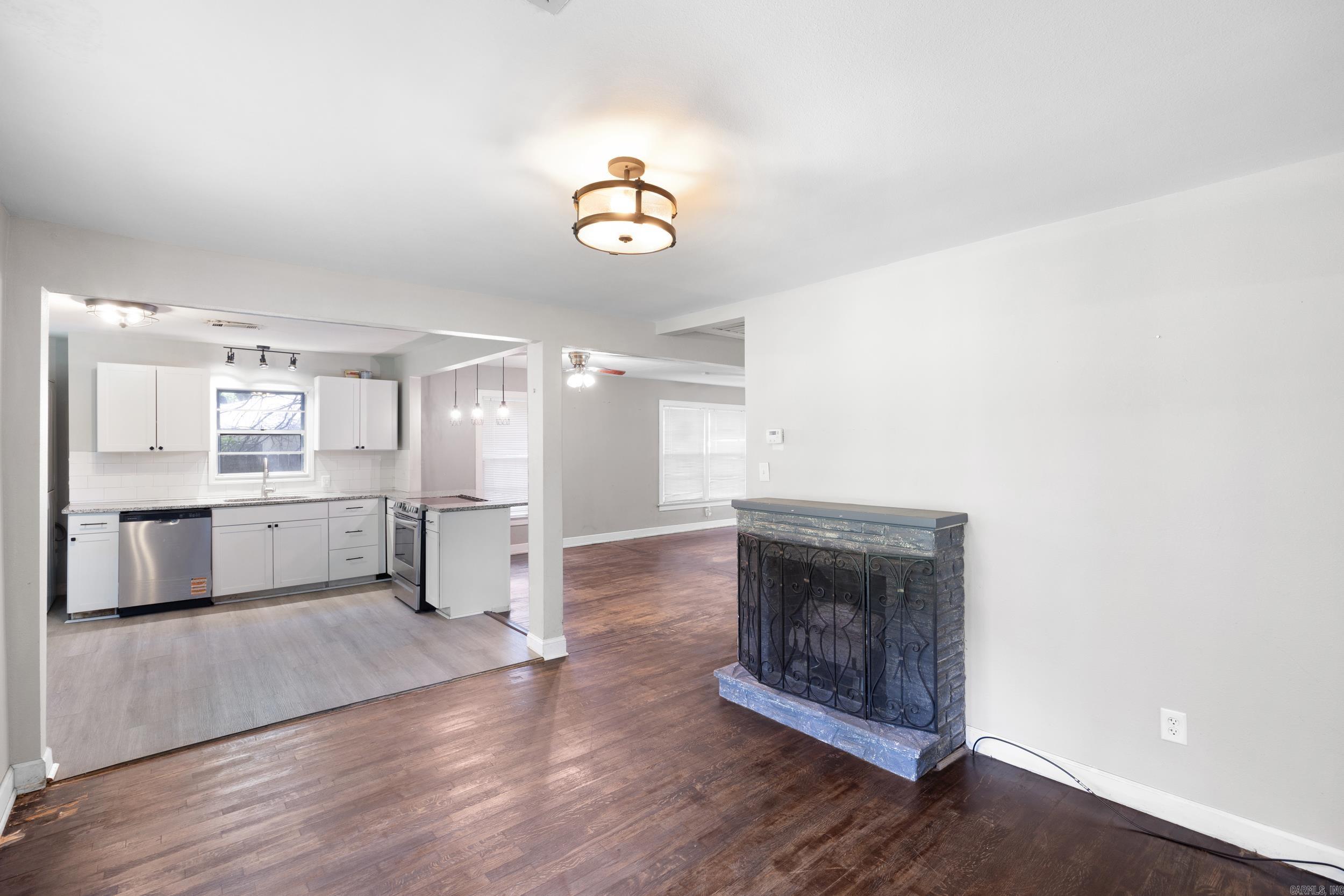 510 E O  Russellville, AR