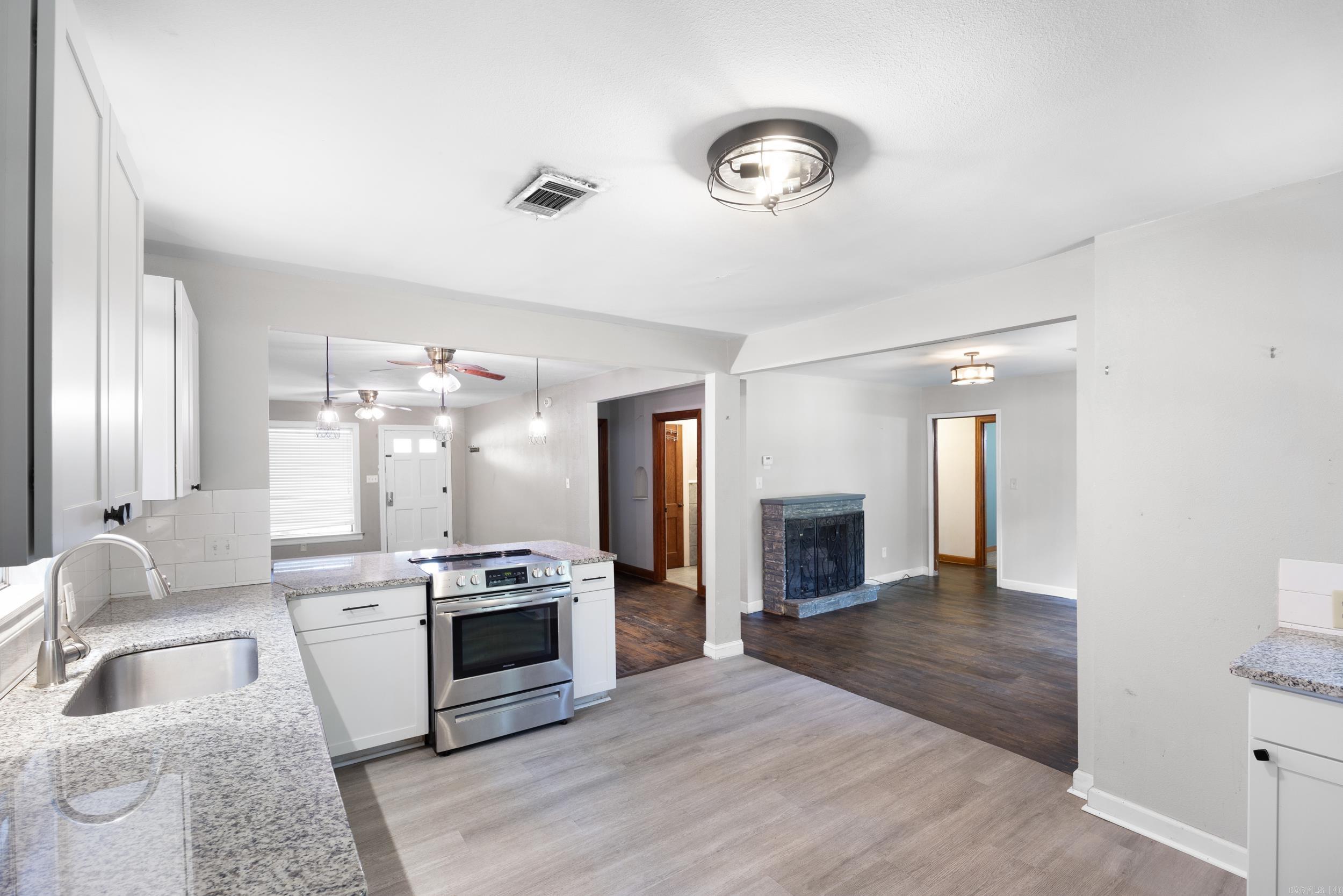 510 E O  Russellville, AR