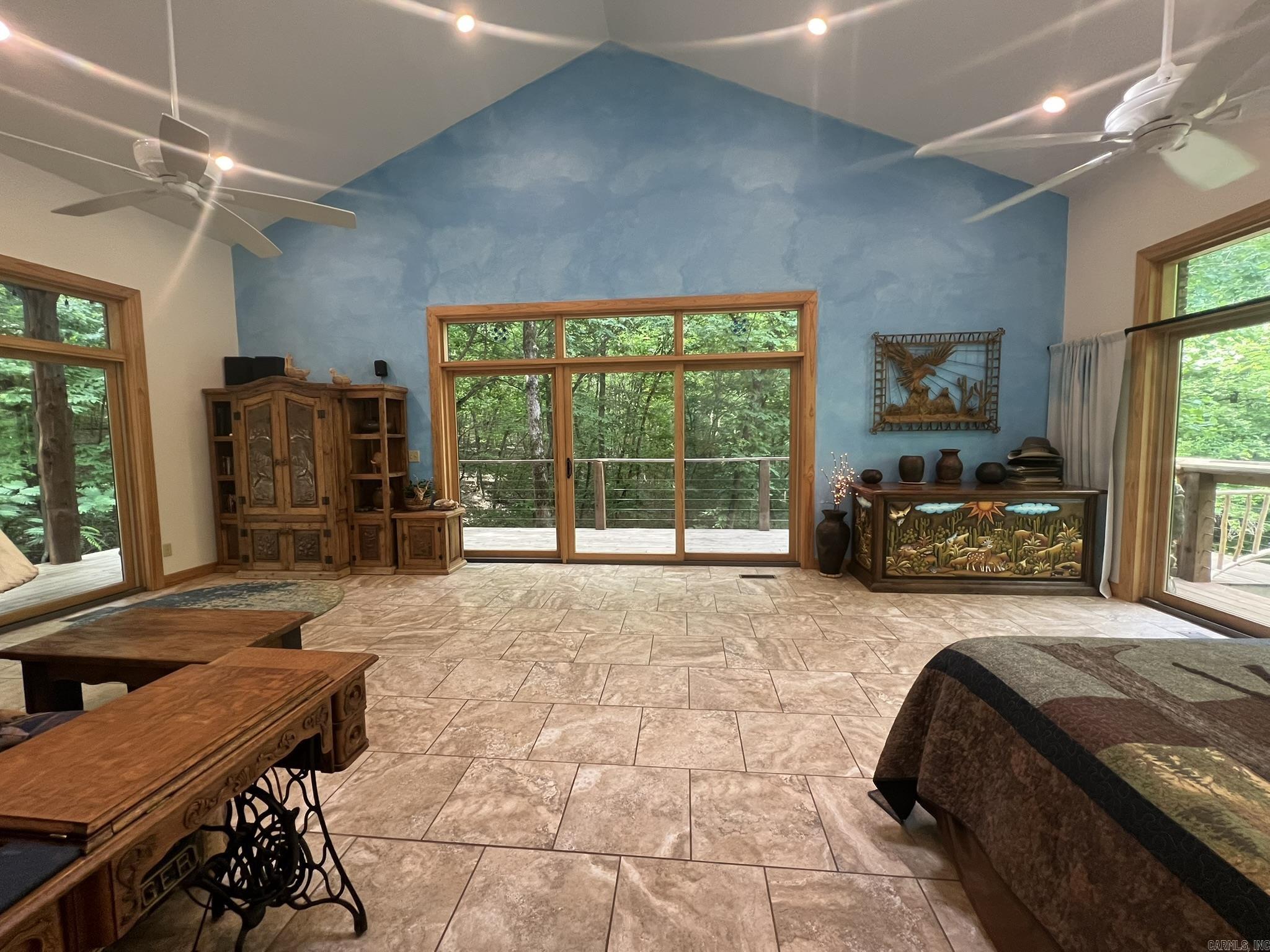 137 Bucksnort Lane  Mena, AR