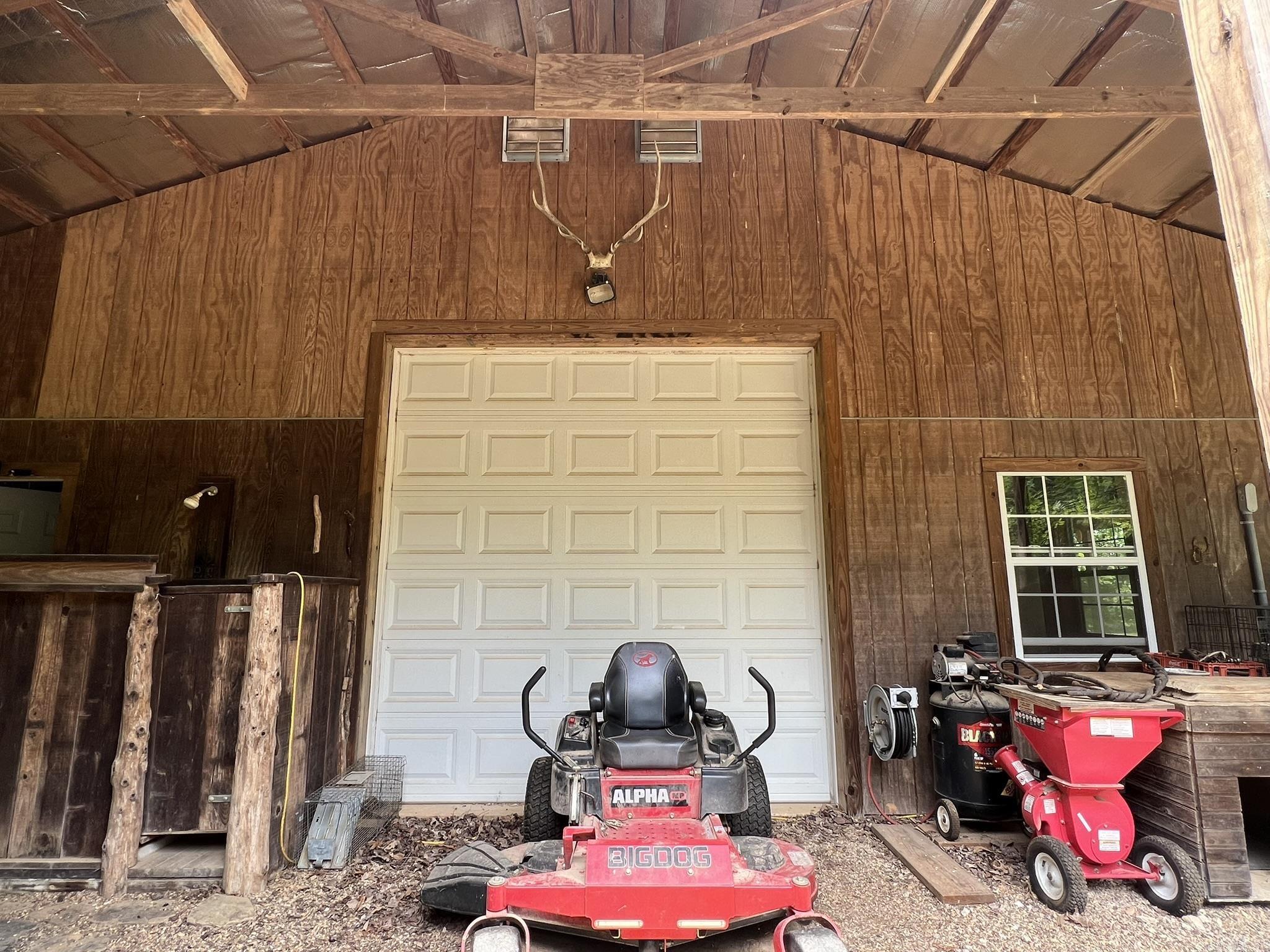 137 Bucksnort Lane  Mena, AR