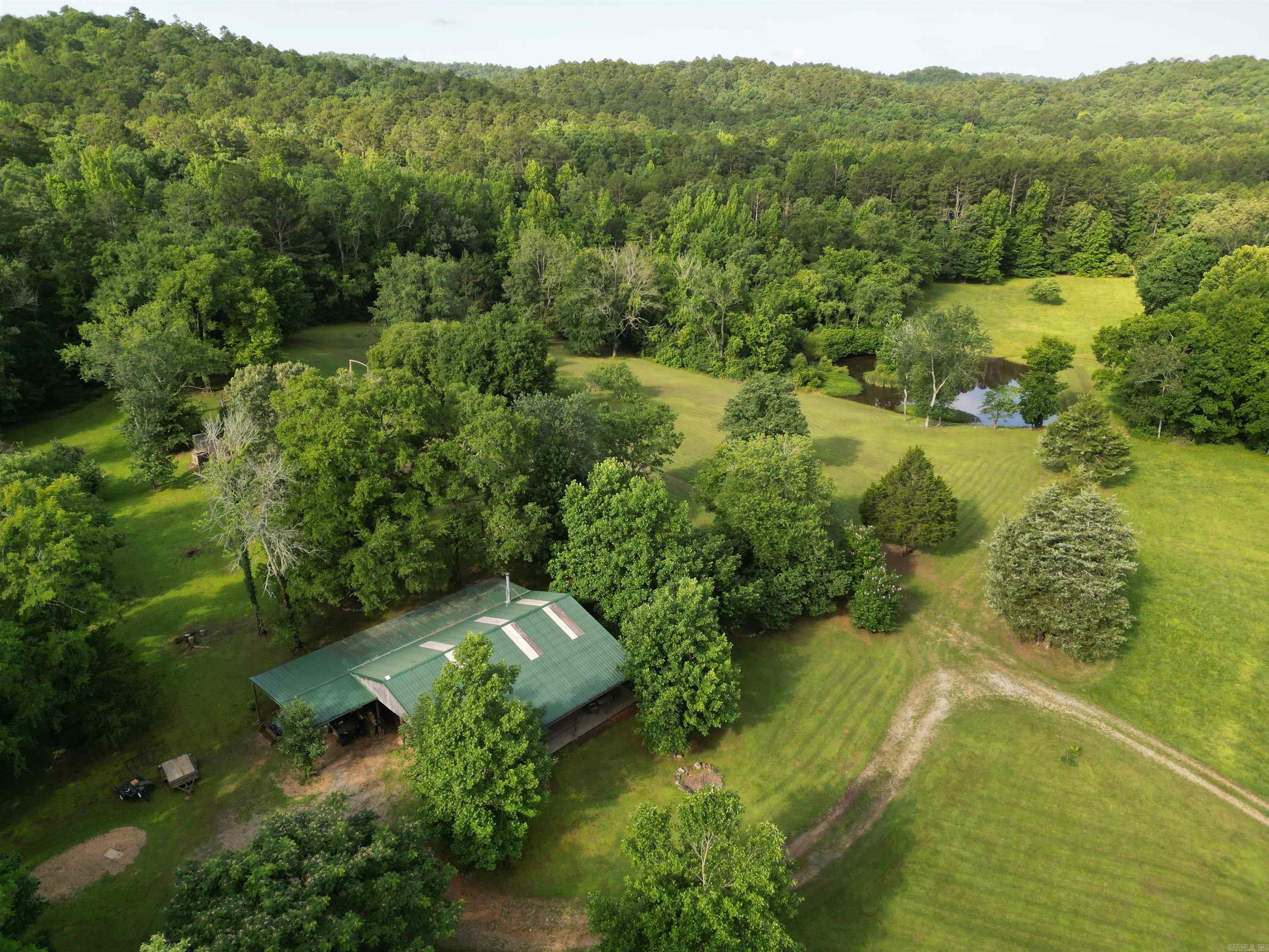 137 Bucksnort Lane  Mena, AR