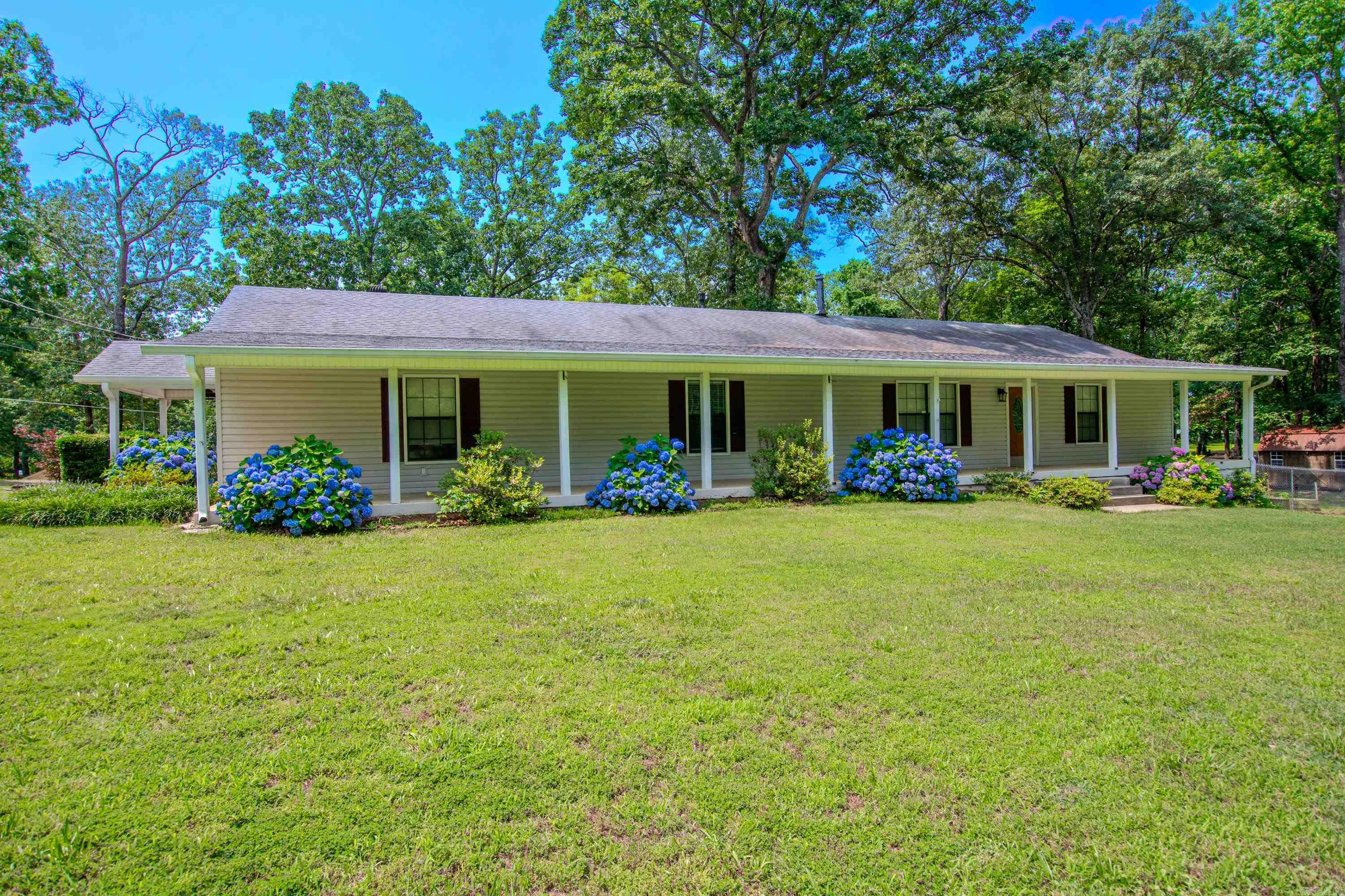 1611 River Ridge  Benton, AR