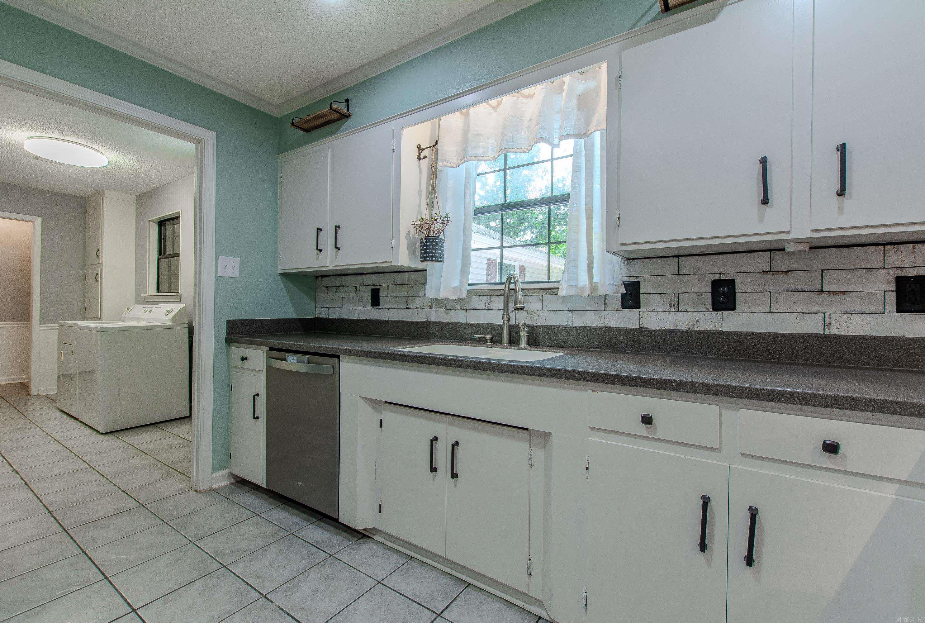 1611 River Ridge  Benton, AR