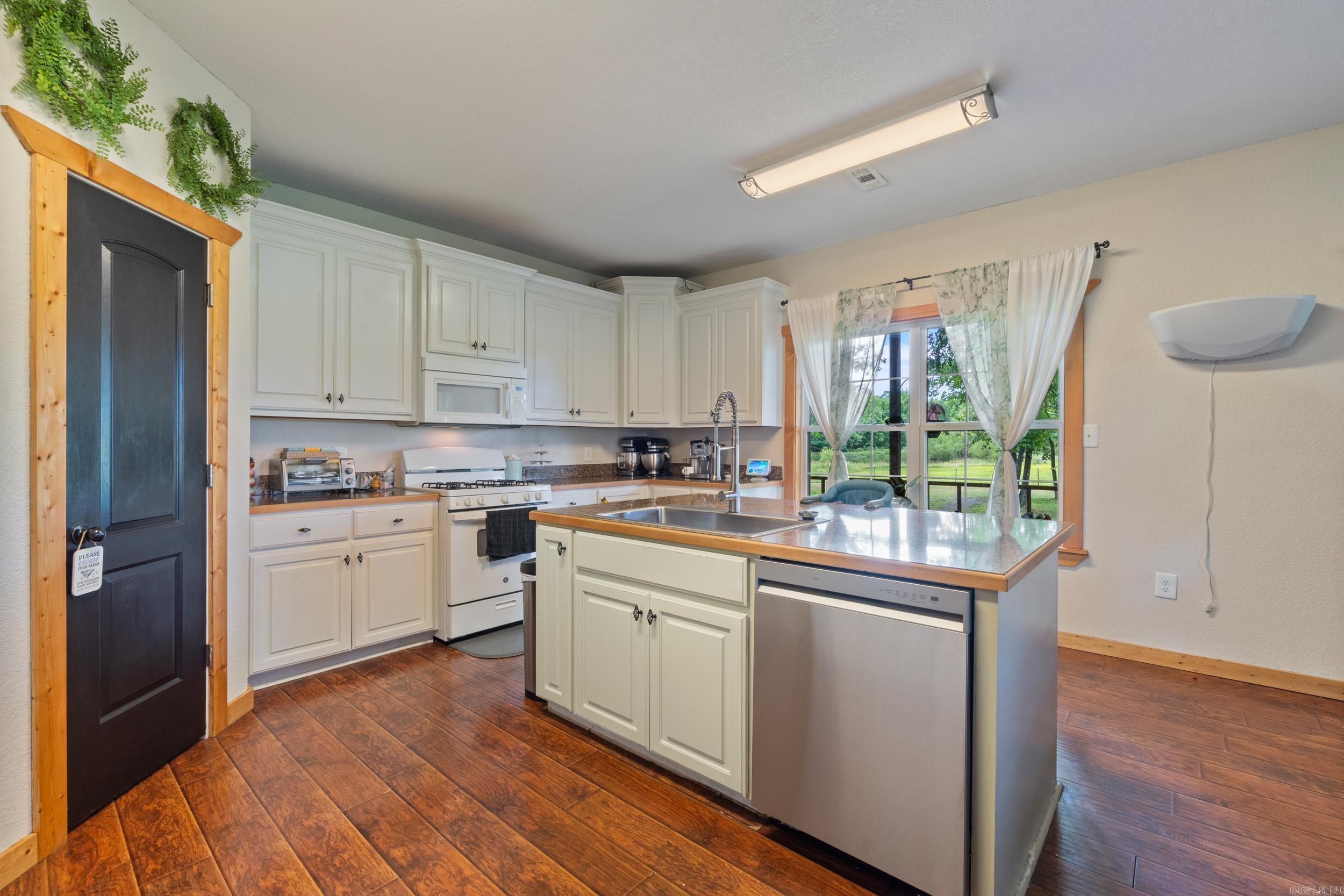 188 Summers Loop Judsonia, AR 72081