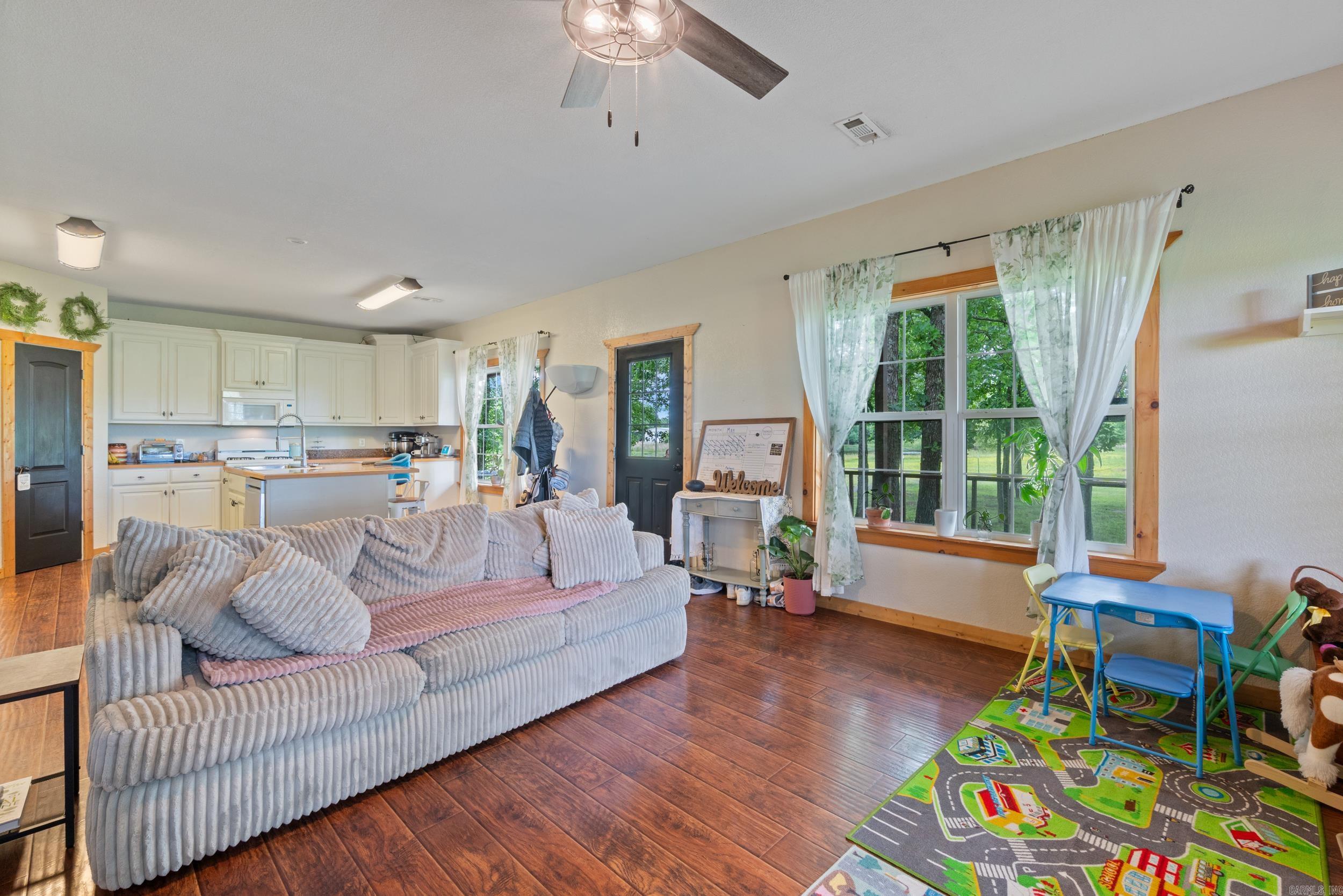 188 Summers Loop Judsonia, AR 72081