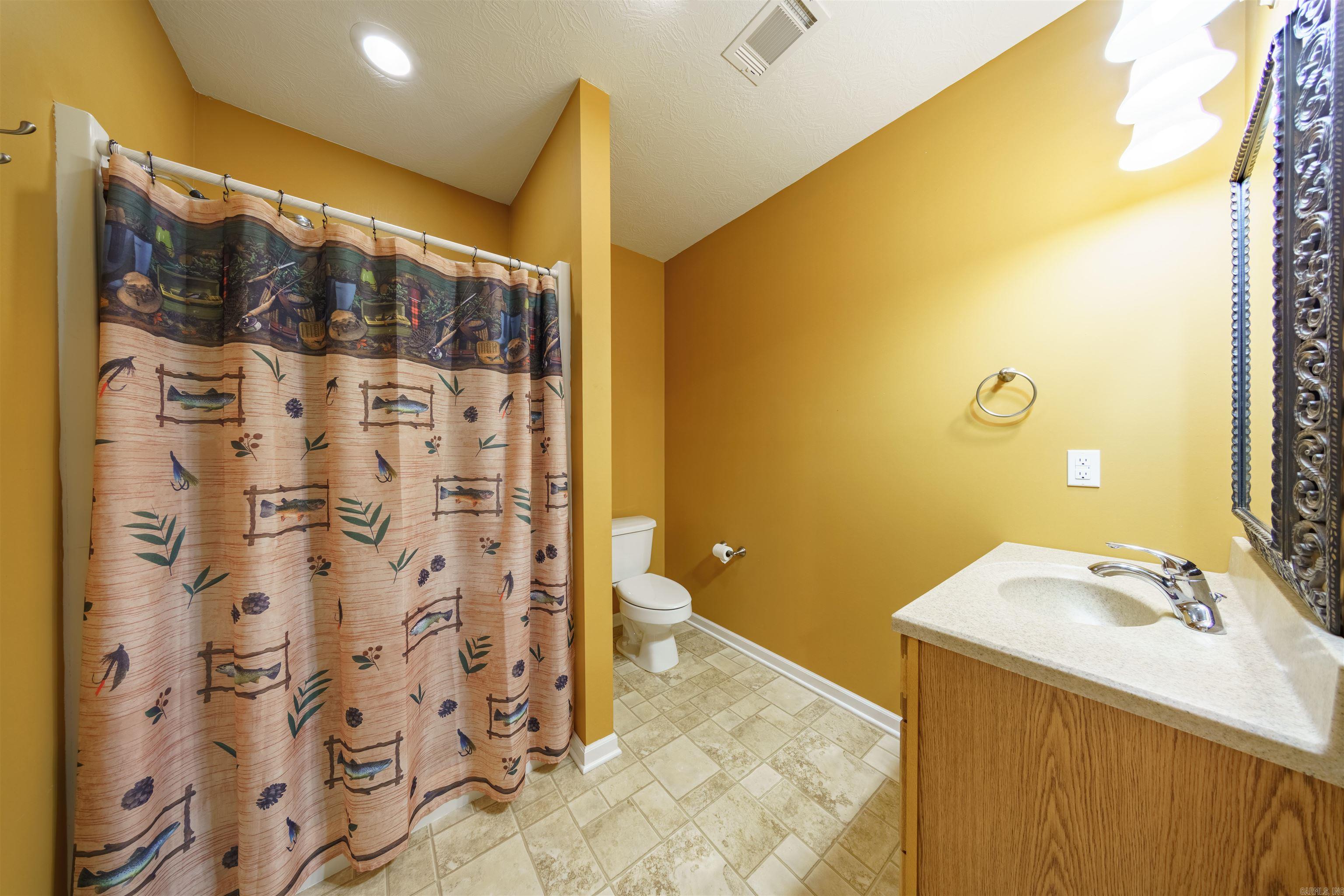 505 E Tri Lakes  Horseshoe Bend, AR