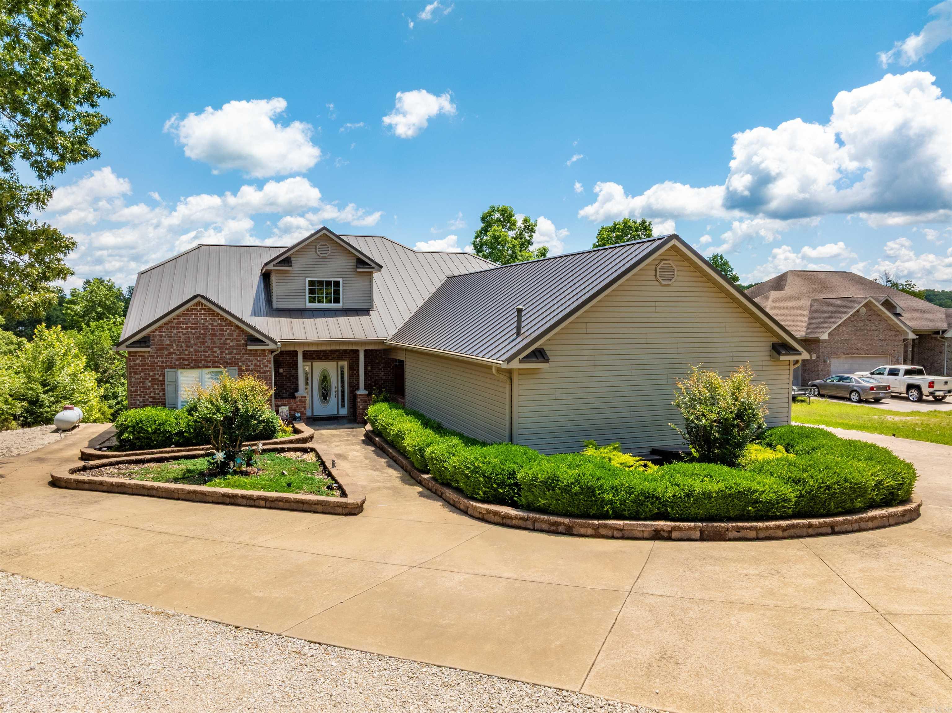 505 E Tri Lakes  Horseshoe Bend, AR