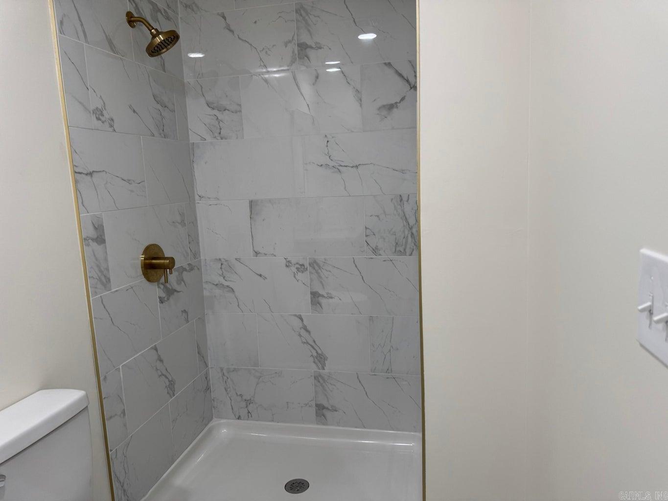 24 Kere  Cherokee Village, AR