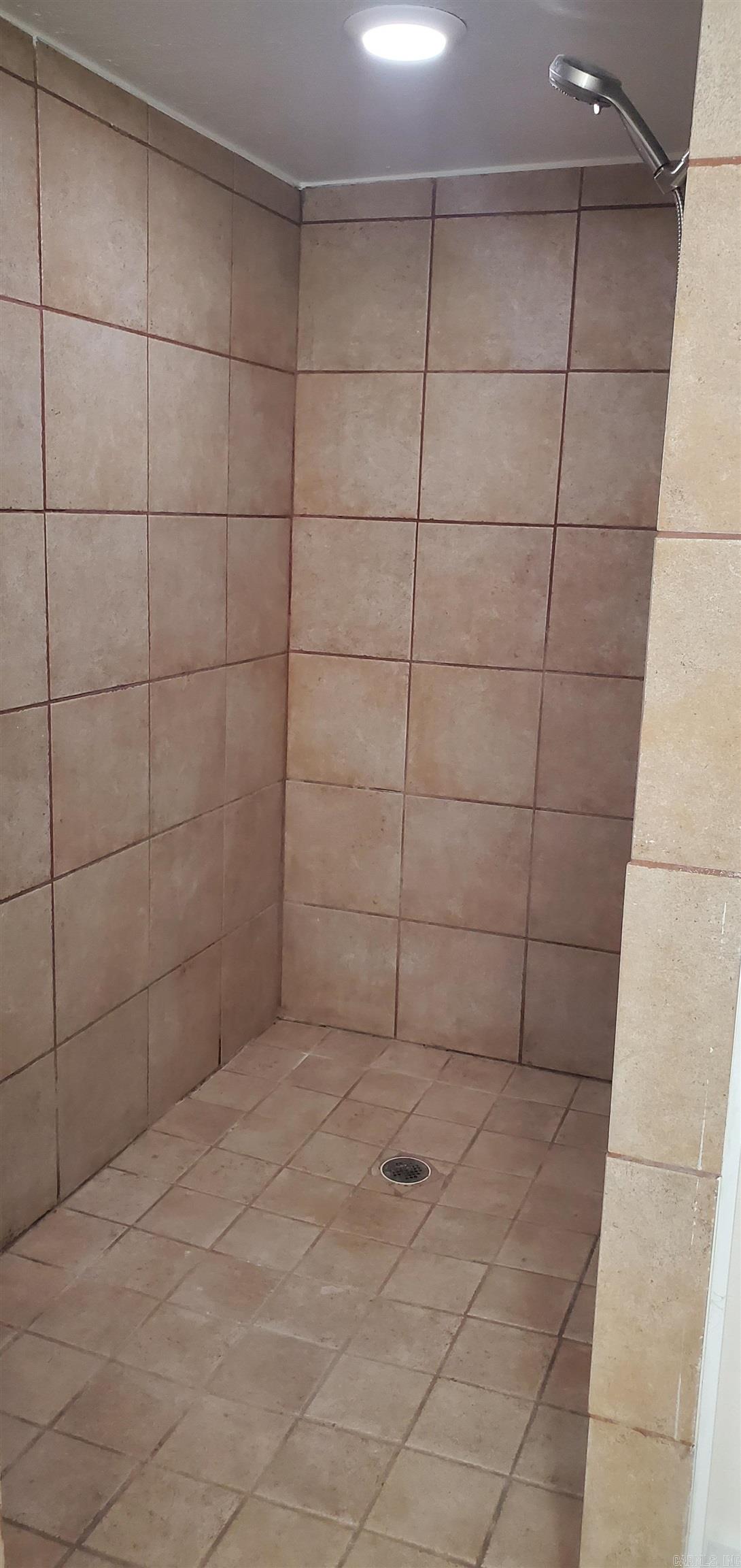 203 Altman Drive Mountain View, AR 72560