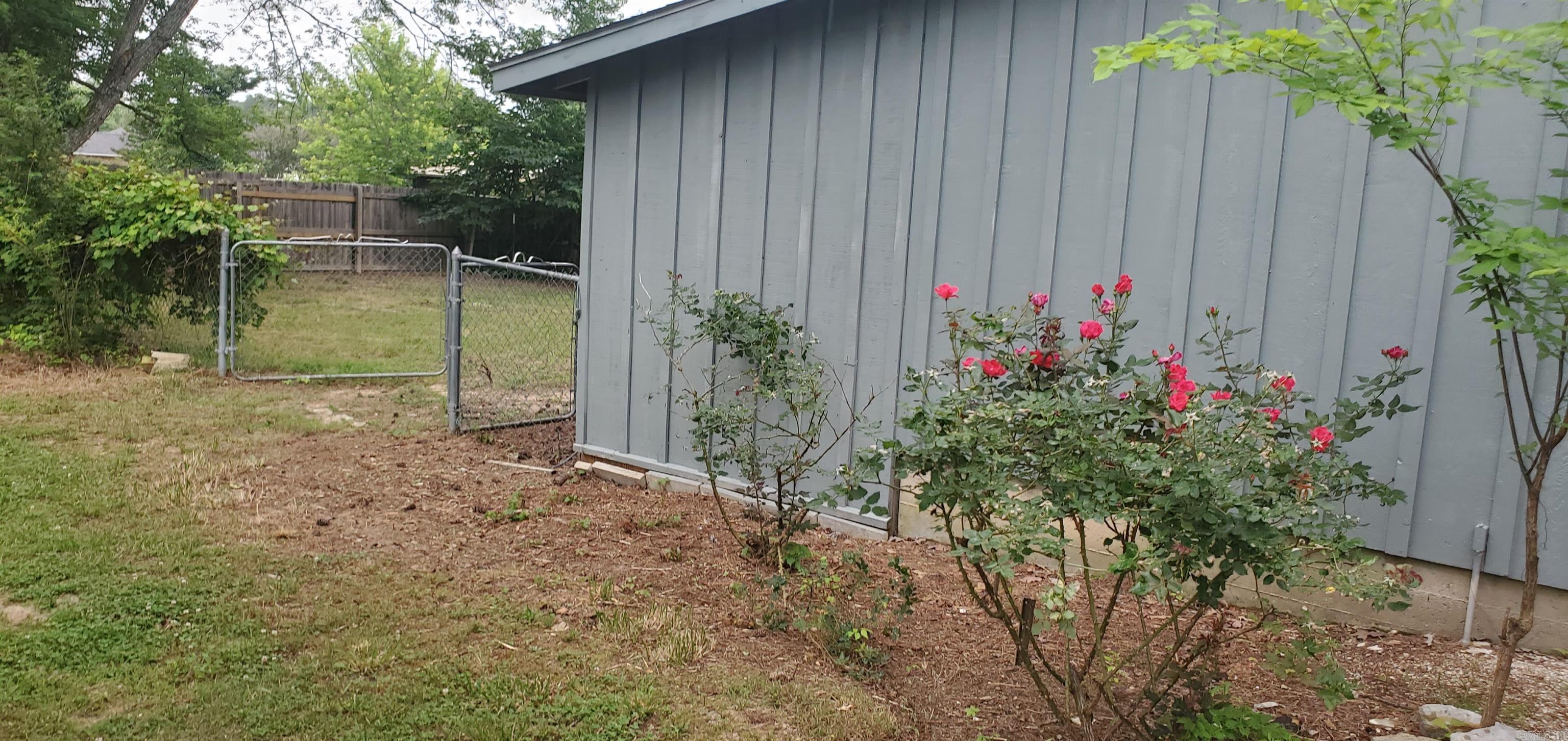 203 Altman Drive Mountain View, AR 72560