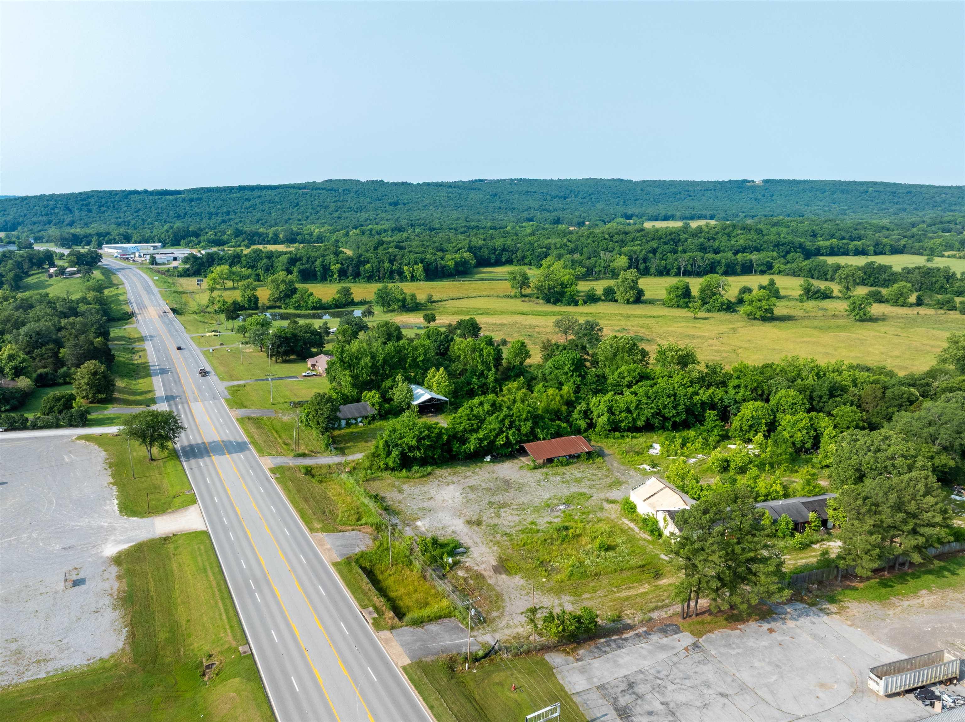 2560 Batesville  Southside, AR