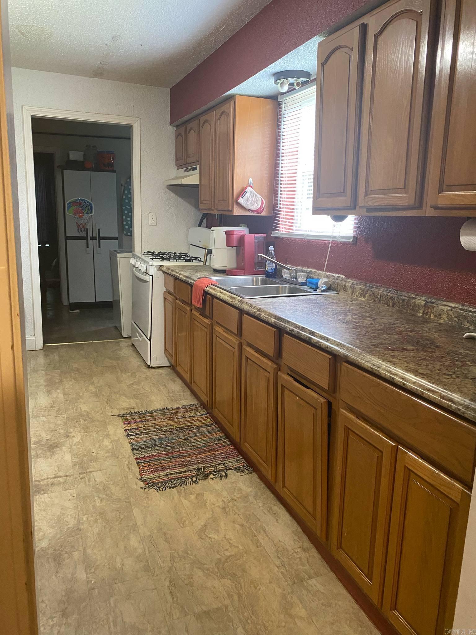 758 N Garfield Ave  Piggott, AR