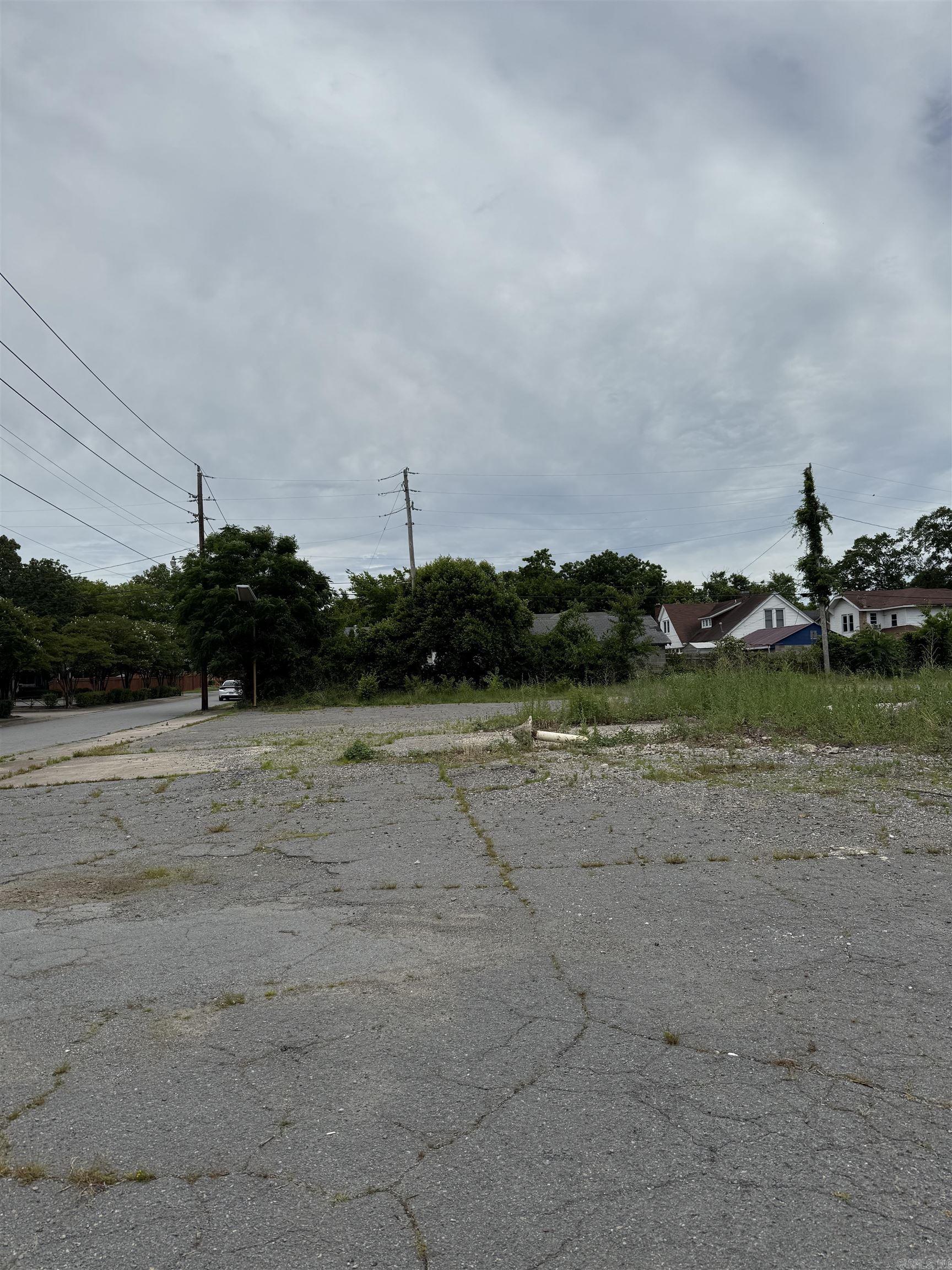 1855 S Chester  Little Rock, AR