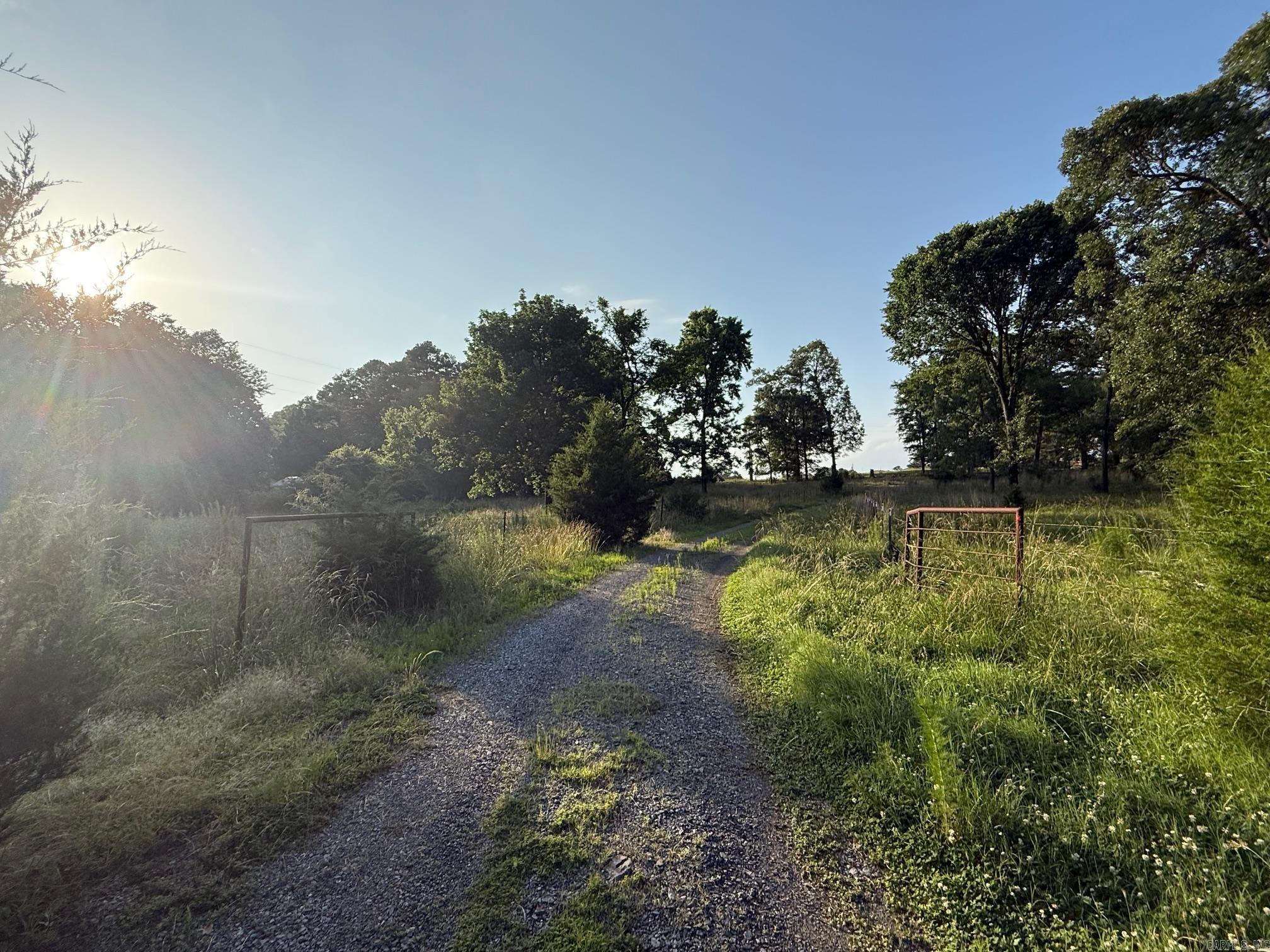 139 W Polk Road 20  Cove, AR