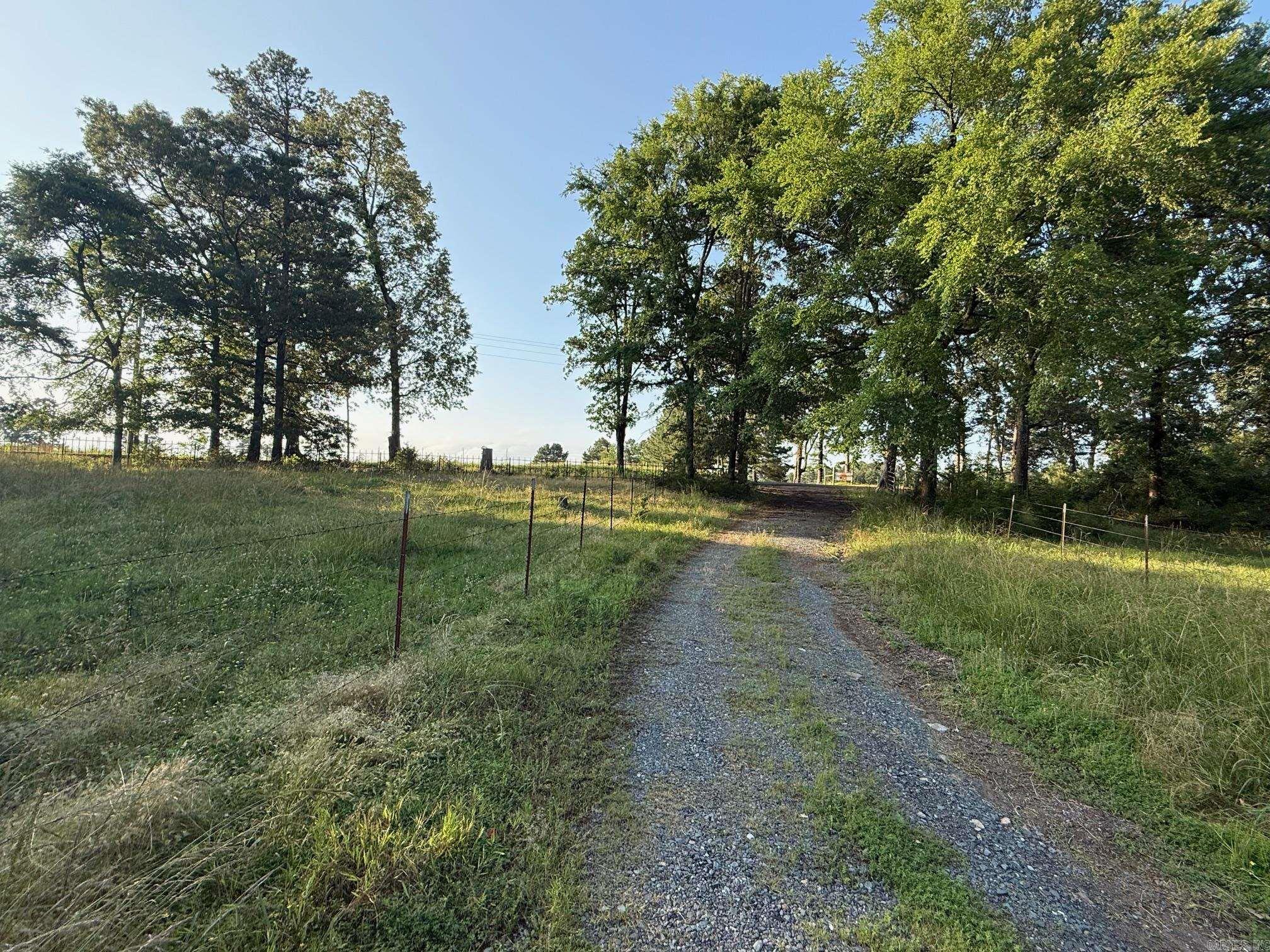 139 W Polk Road 20  Cove, AR