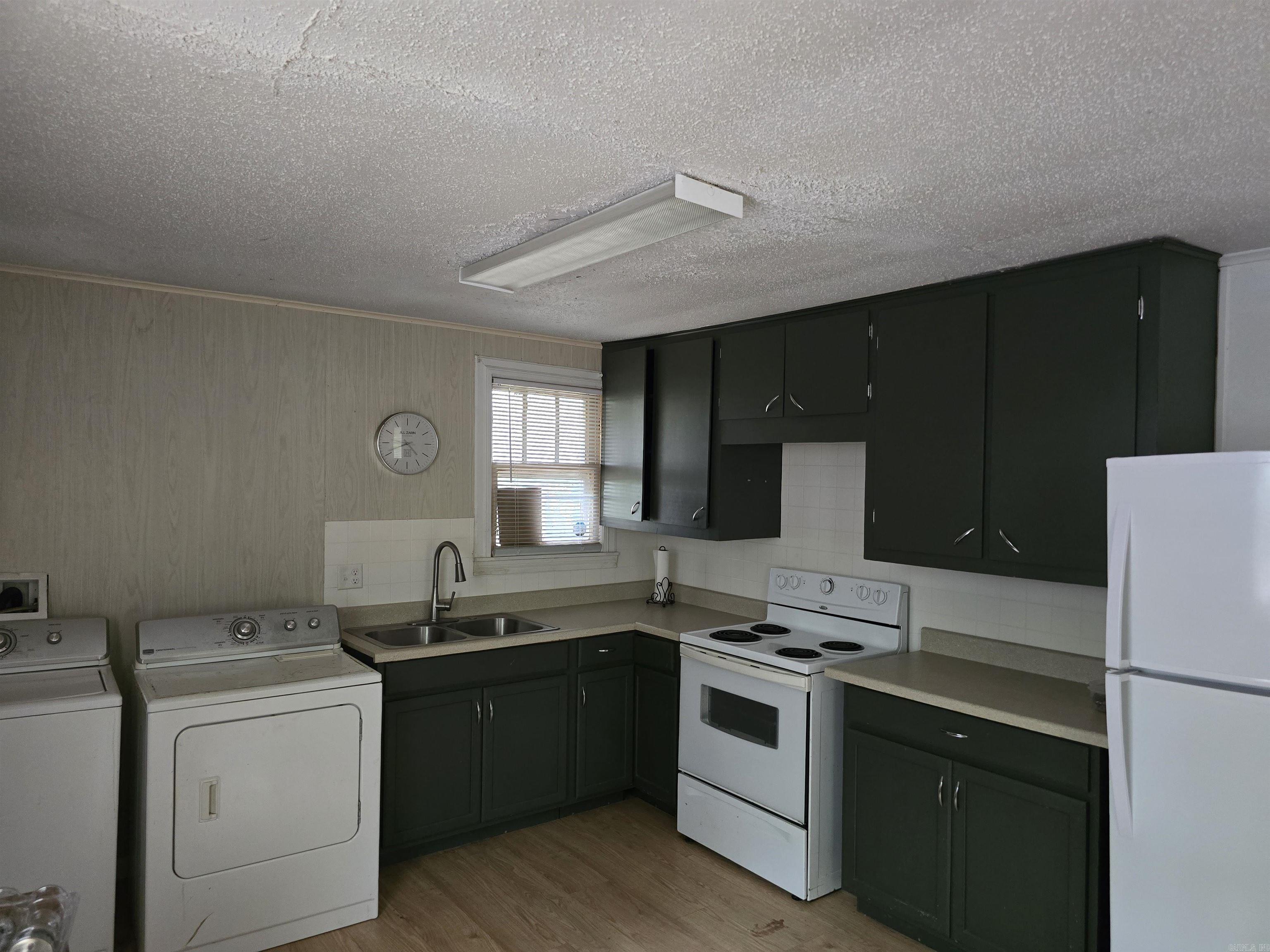 281 Gautney Ln  Lonoke, AR