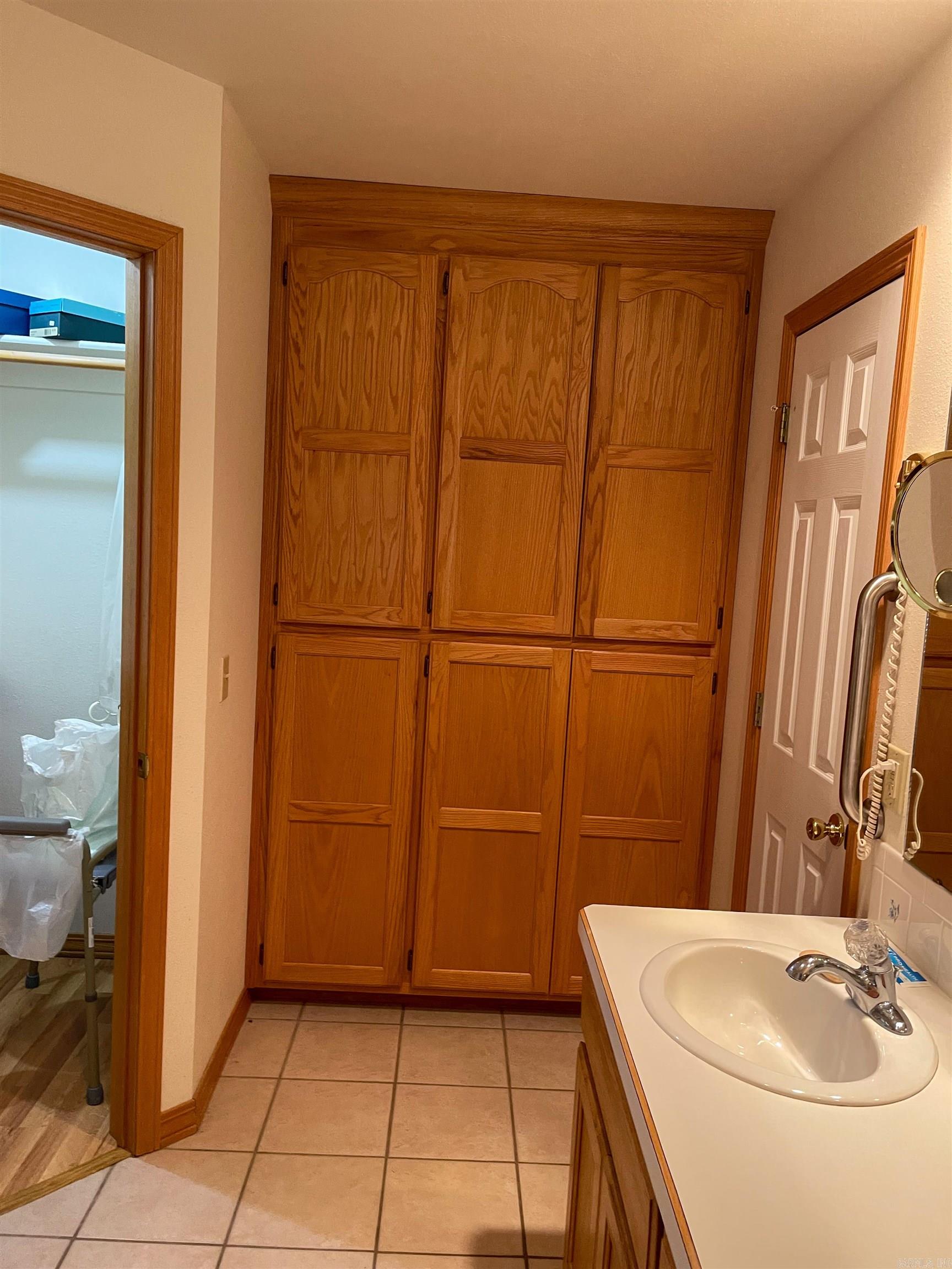 26 Miller Street Corner Altus, AR 72821