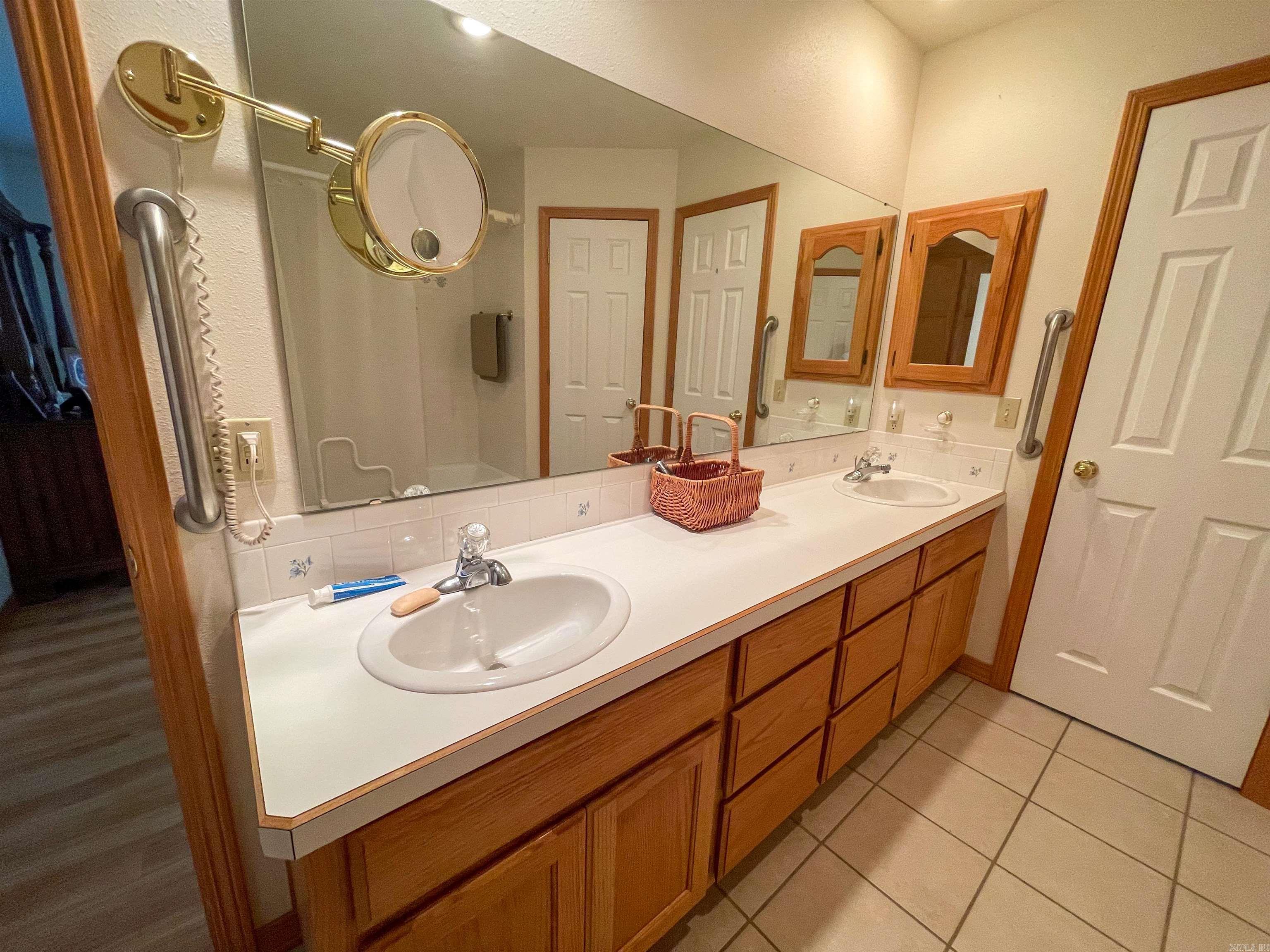 26 Miller Street Corner Altus, AR 72821