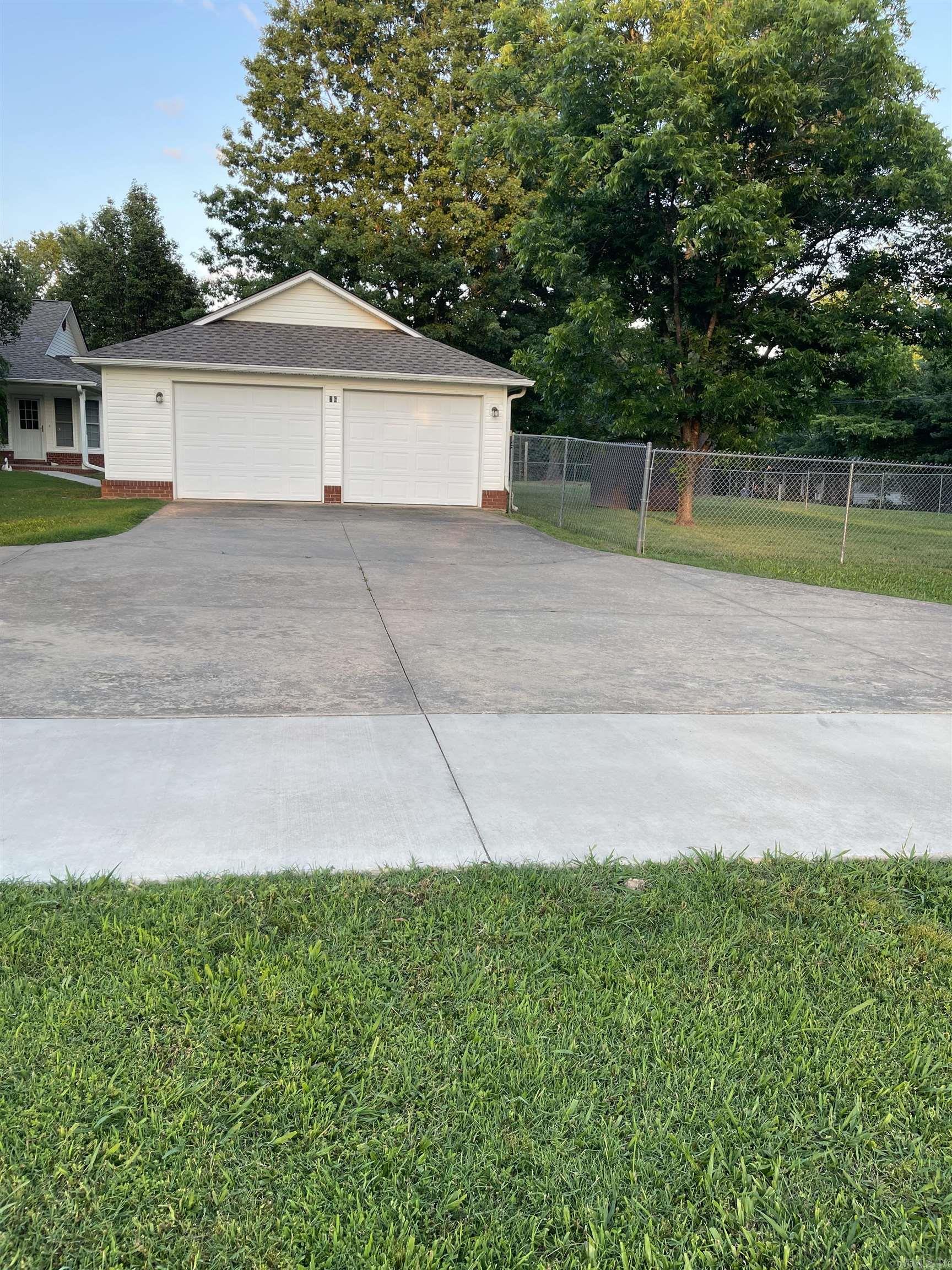 26 Miller Street  Altus, AR