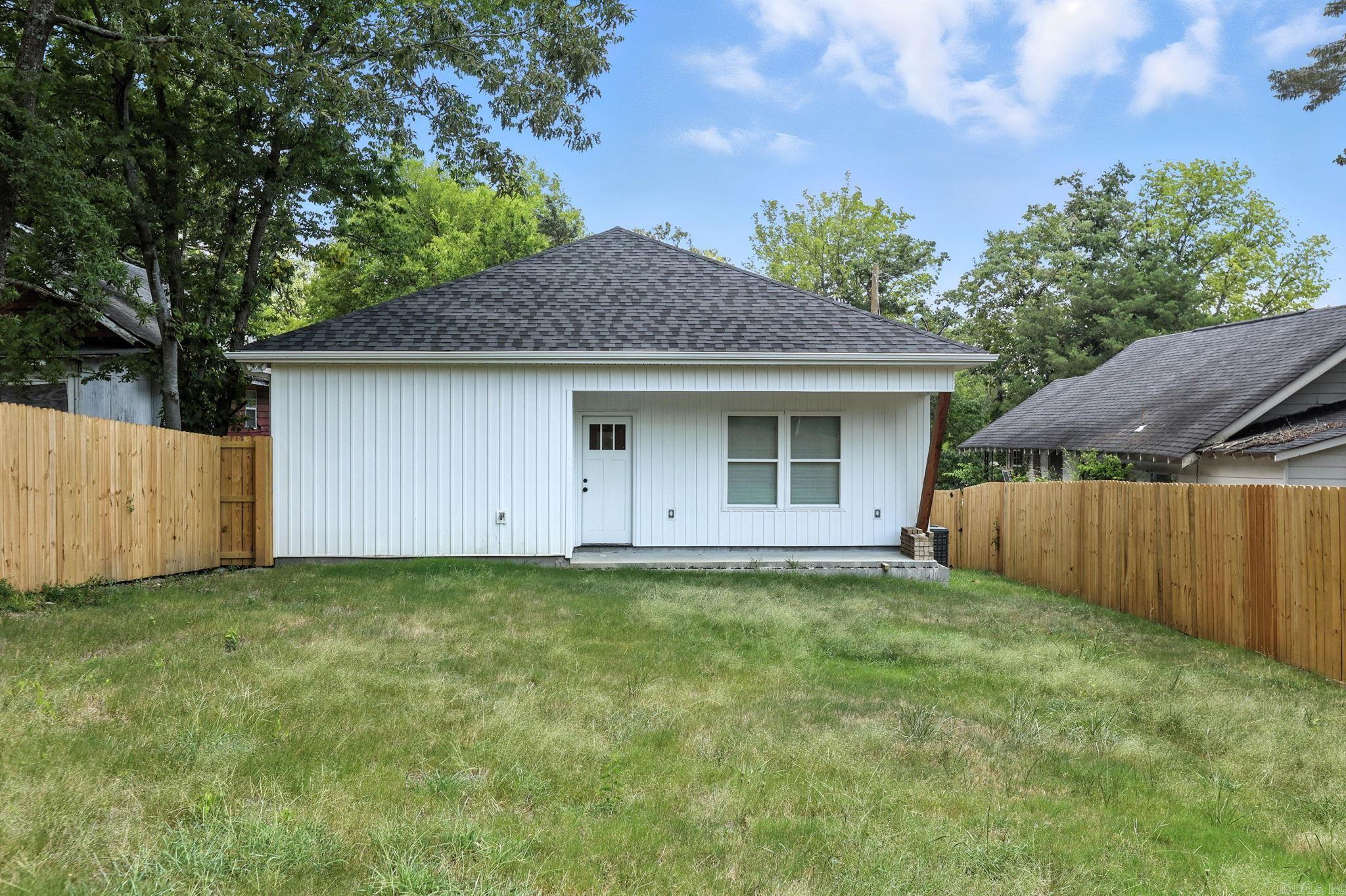 1418 S Martin  Little Rock, AR