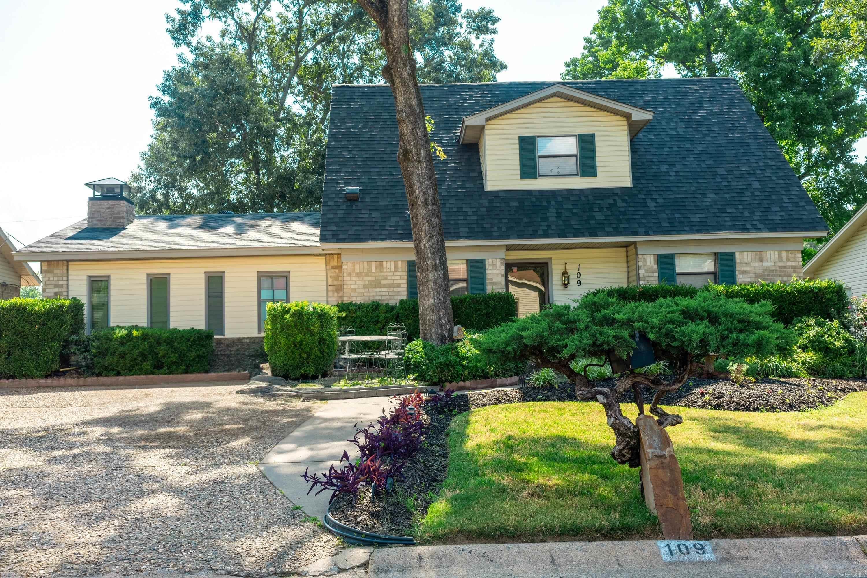 109  Pamela  Sherwood, AR