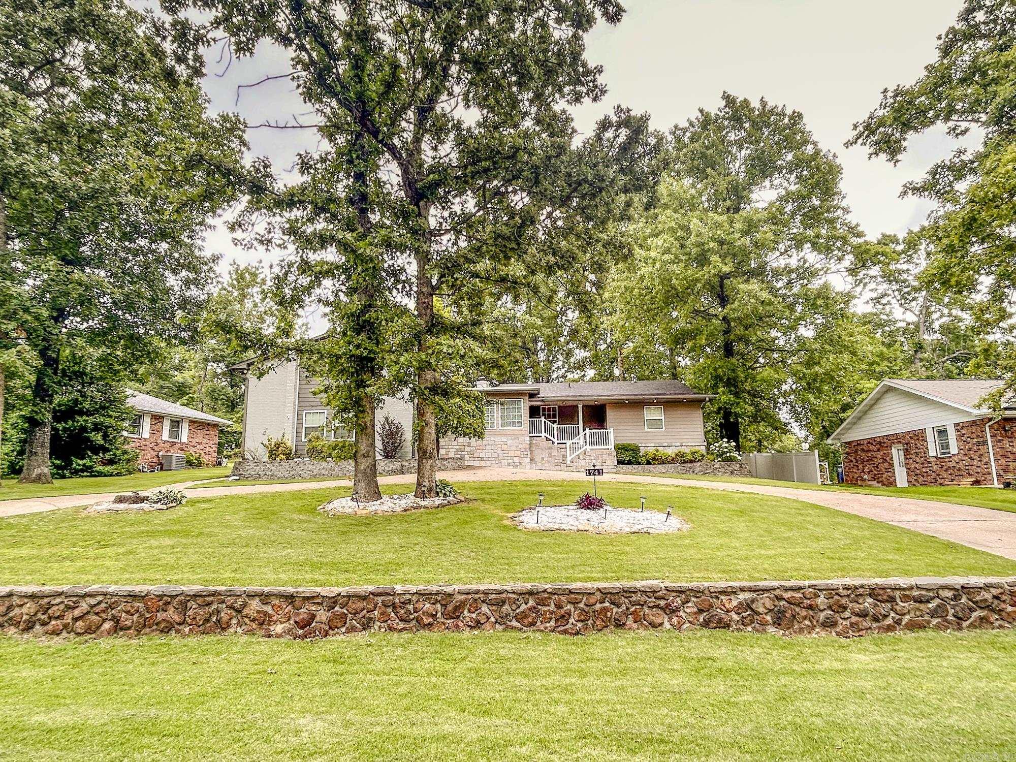 1741 Fairway Drive Mountain Home, AR 72653