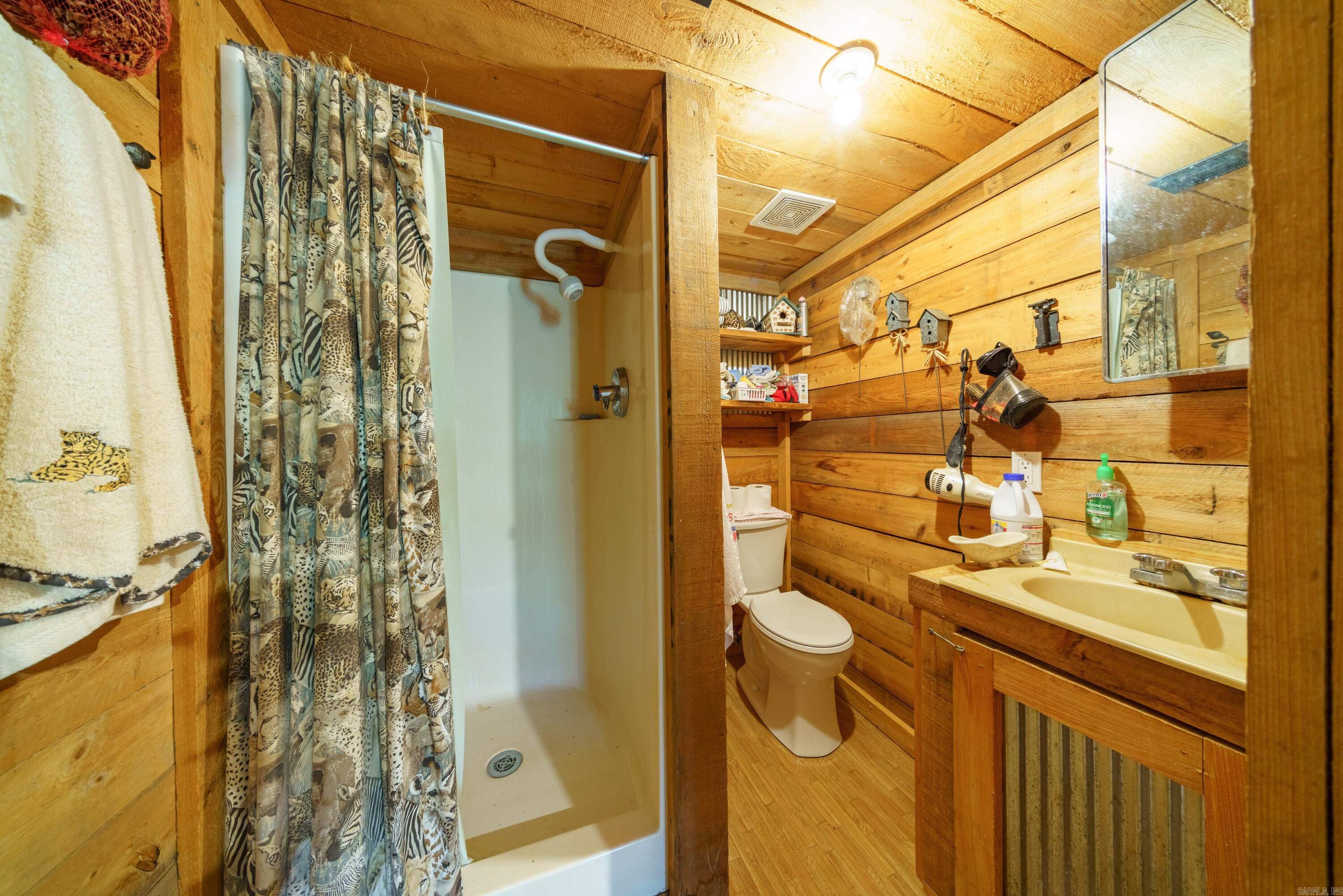  Jackson 312 Rd  Bradford, AR