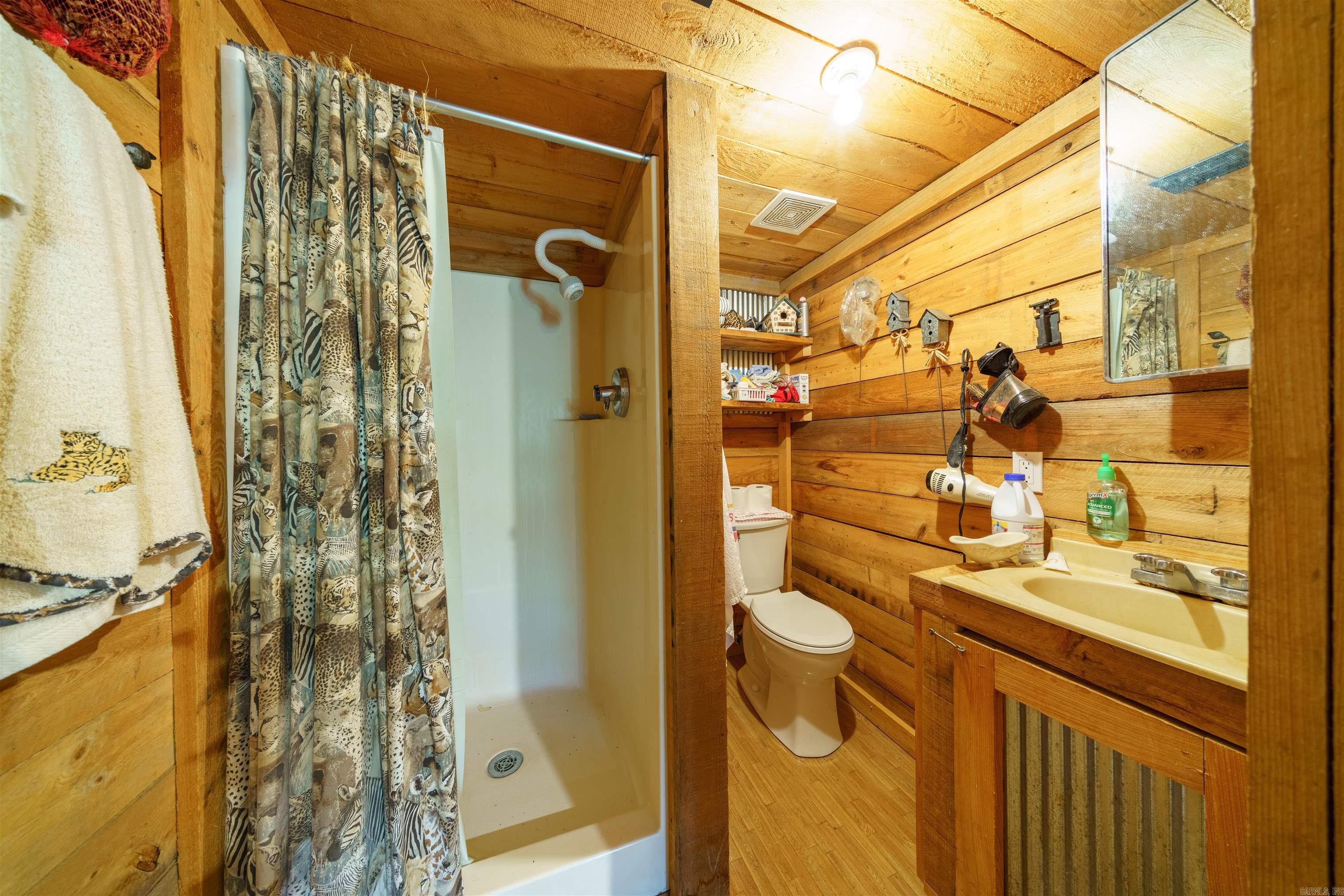  Jackson 312 Rd  Bradford, AR