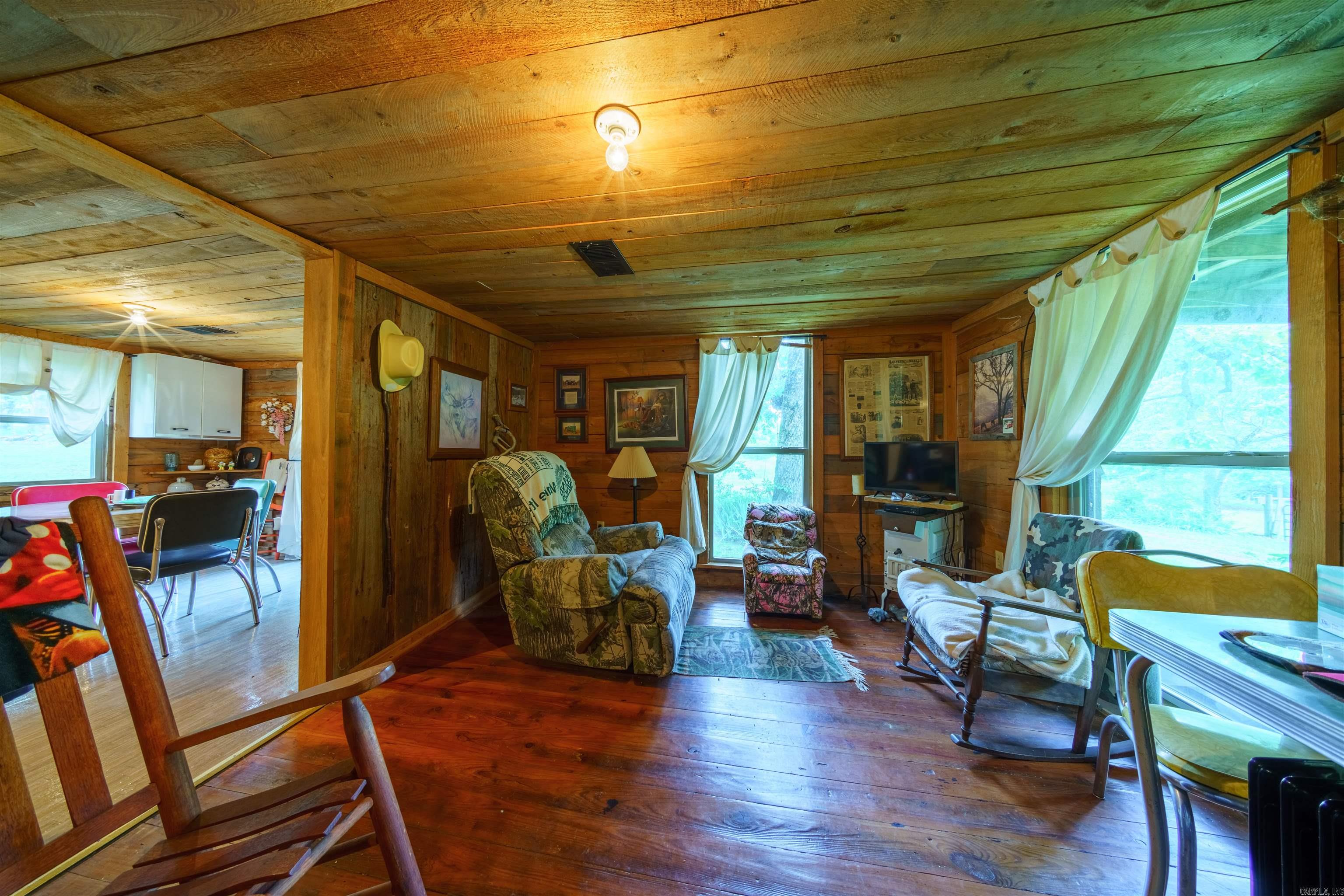  Jackson 312 Rd  Bradford, AR