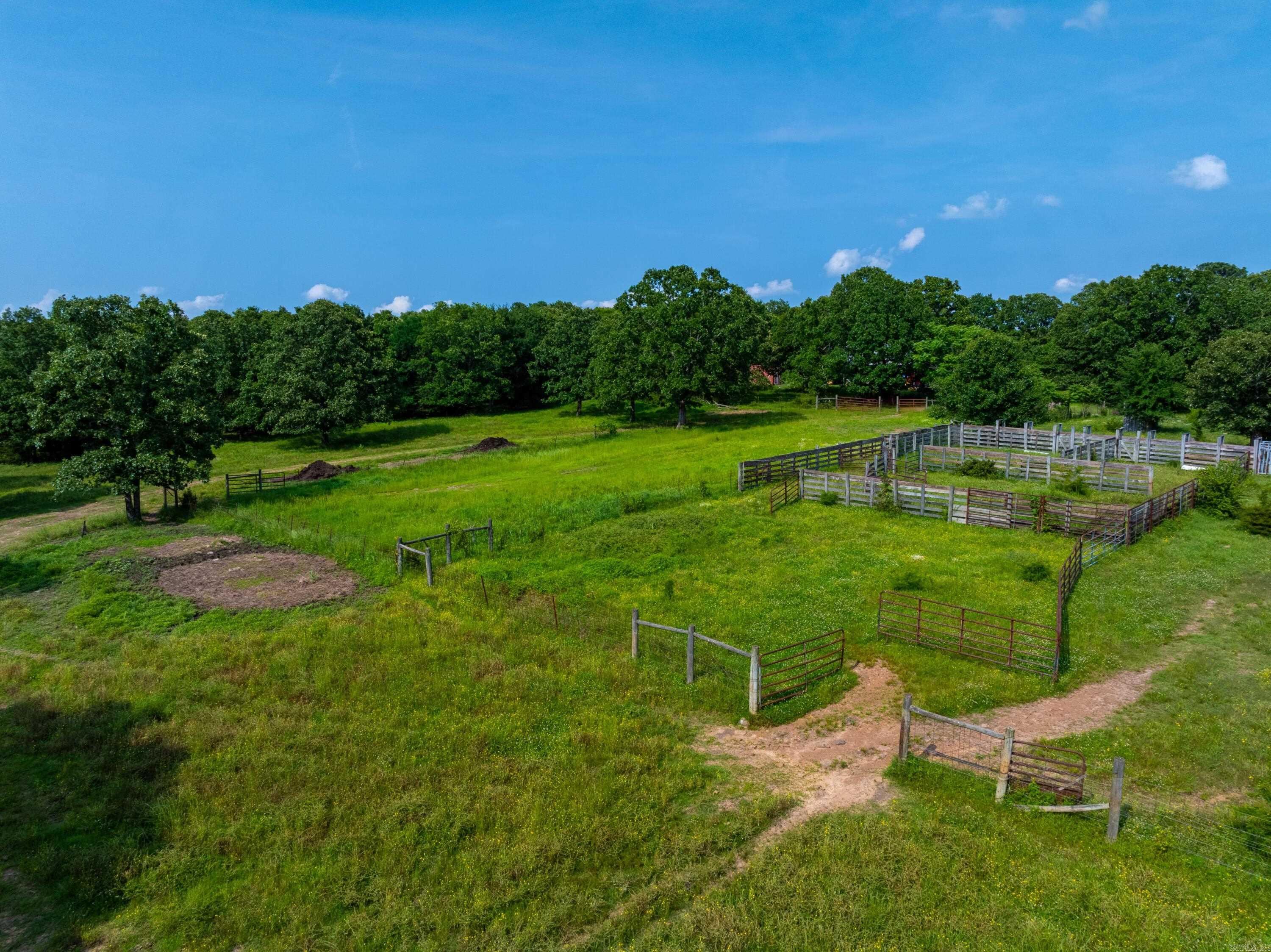  Jackson 312 Rd  Bradford, AR