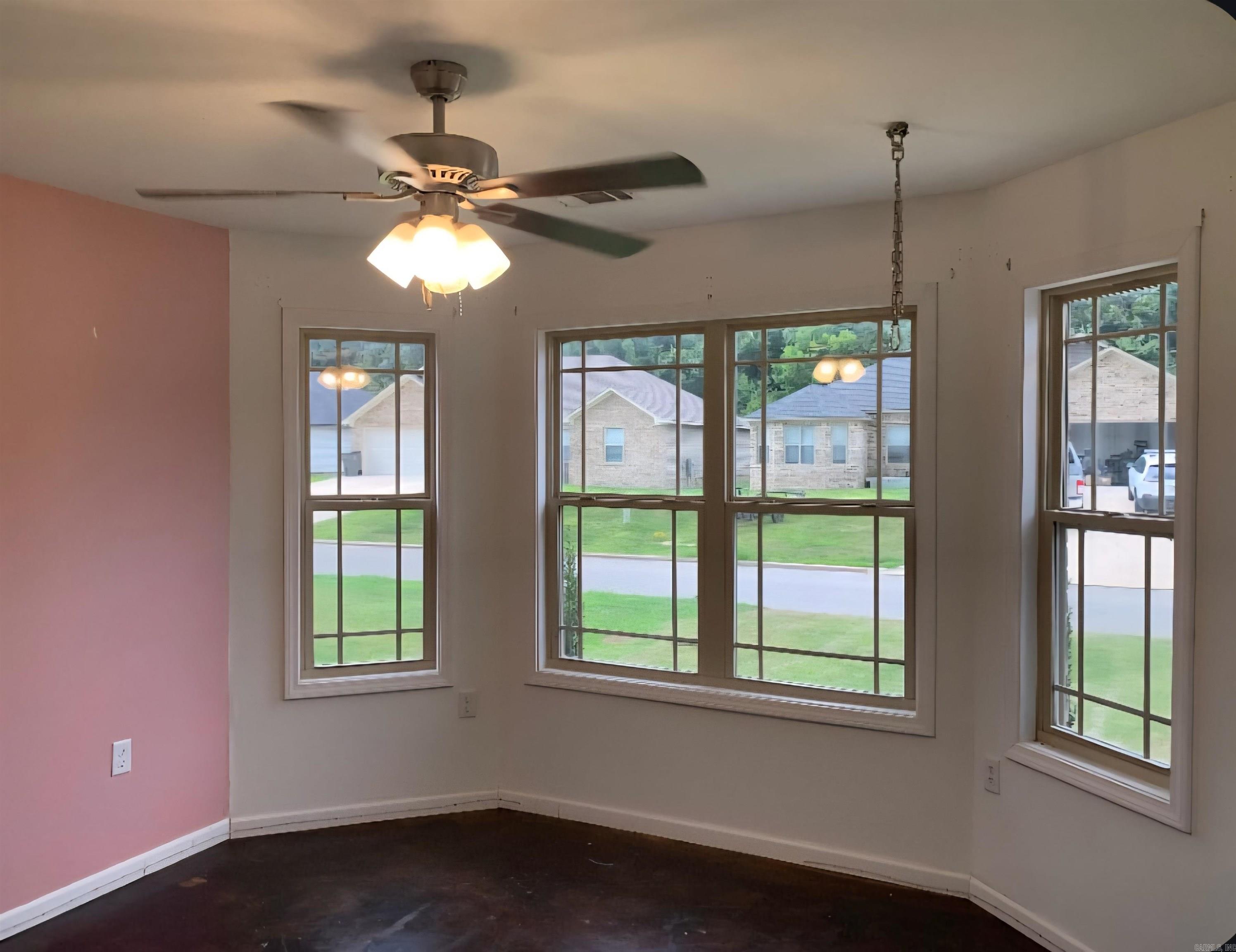 403 Elizabeth Dr Paragould, AR 72450