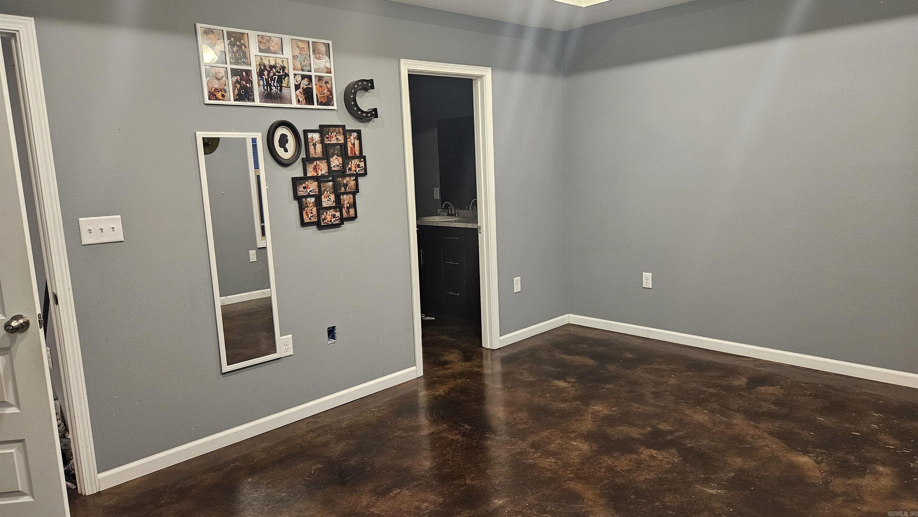 403 Elizabeth Dr Paragould, AR 72450