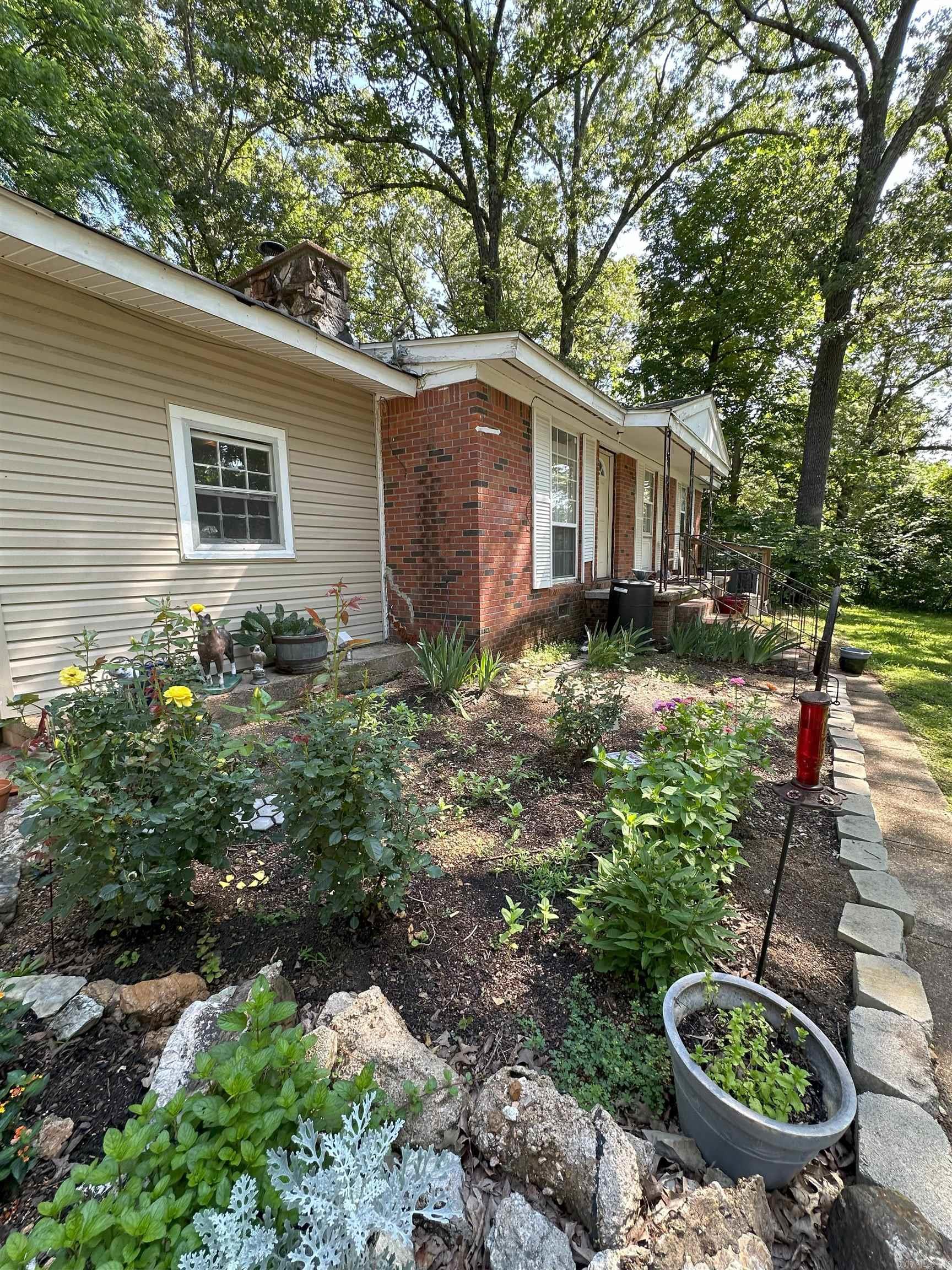 11 S Ontario  Cherokee Village, AR