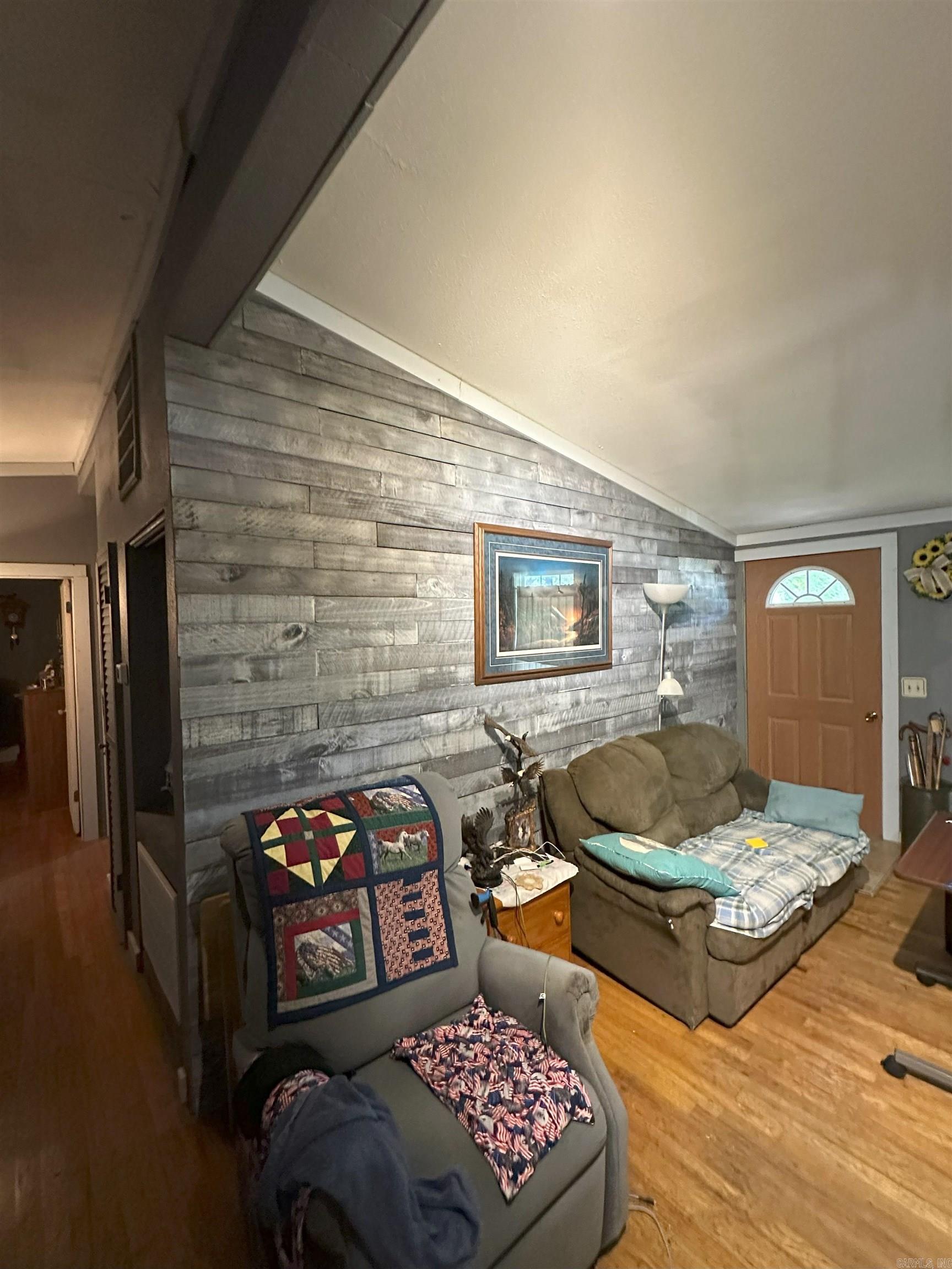 11 S Ontario  Cherokee Village, AR