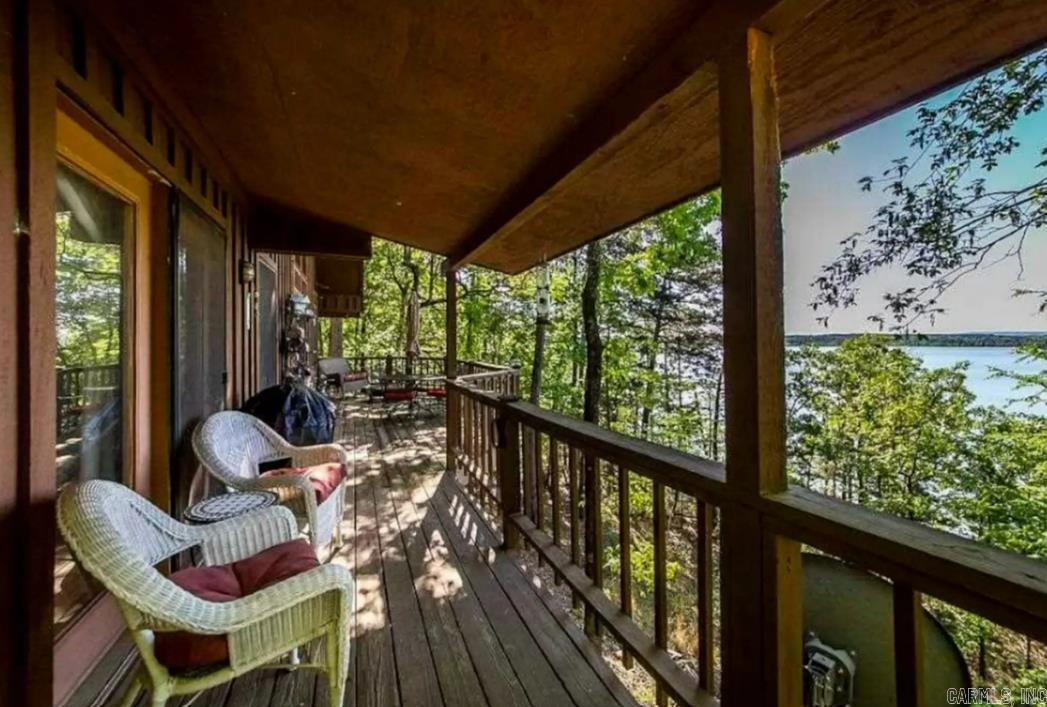 24 Roberts  Edgemont, AR