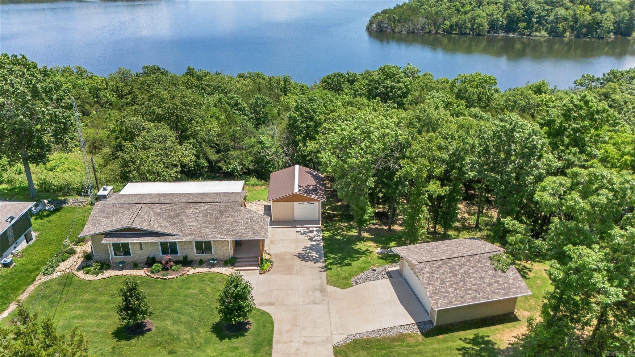 99 Shoreline Drive