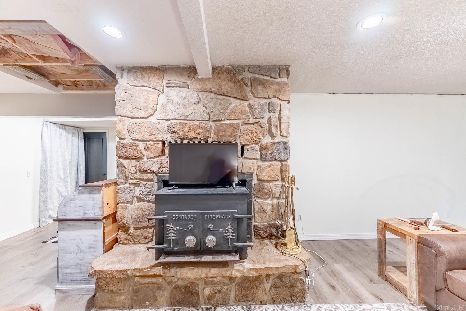 429 Pine Cone Lane Mammoth Spring, AR 72554