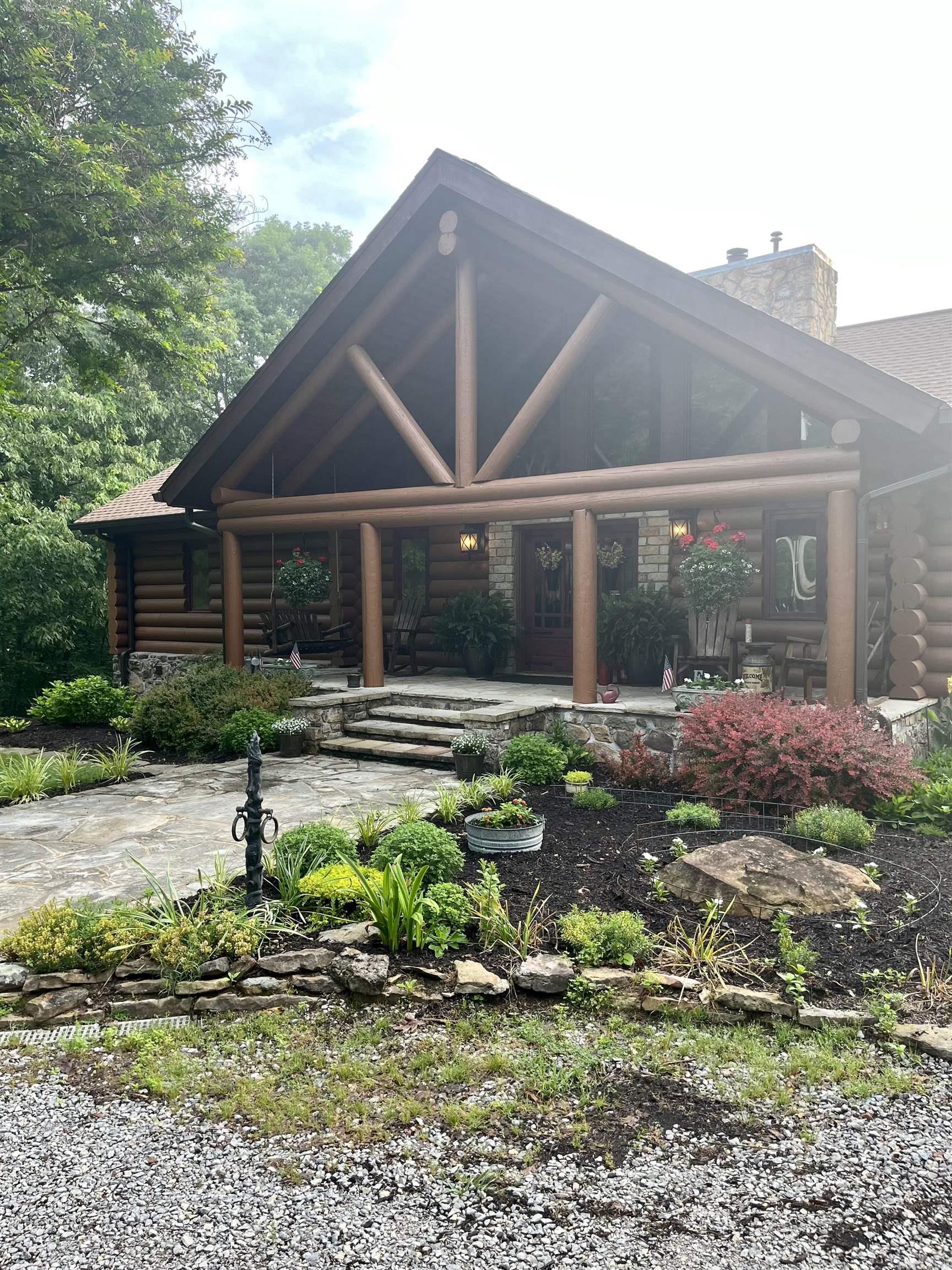 1370  Holmes Rd  Mountain View, AR